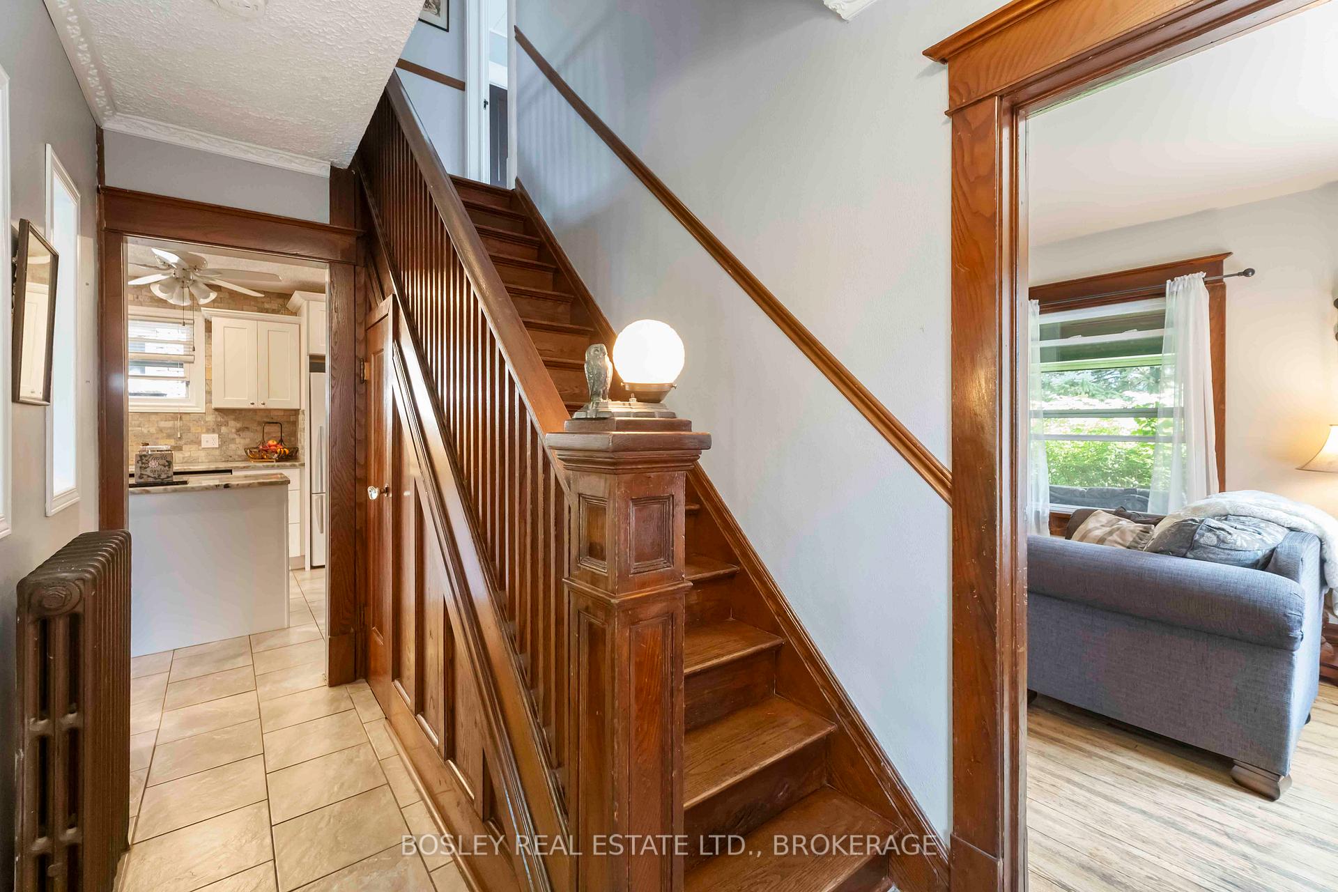 Photo 10 of 31 Welland Street S, Thorold, Thorold Downtown — HOMEH