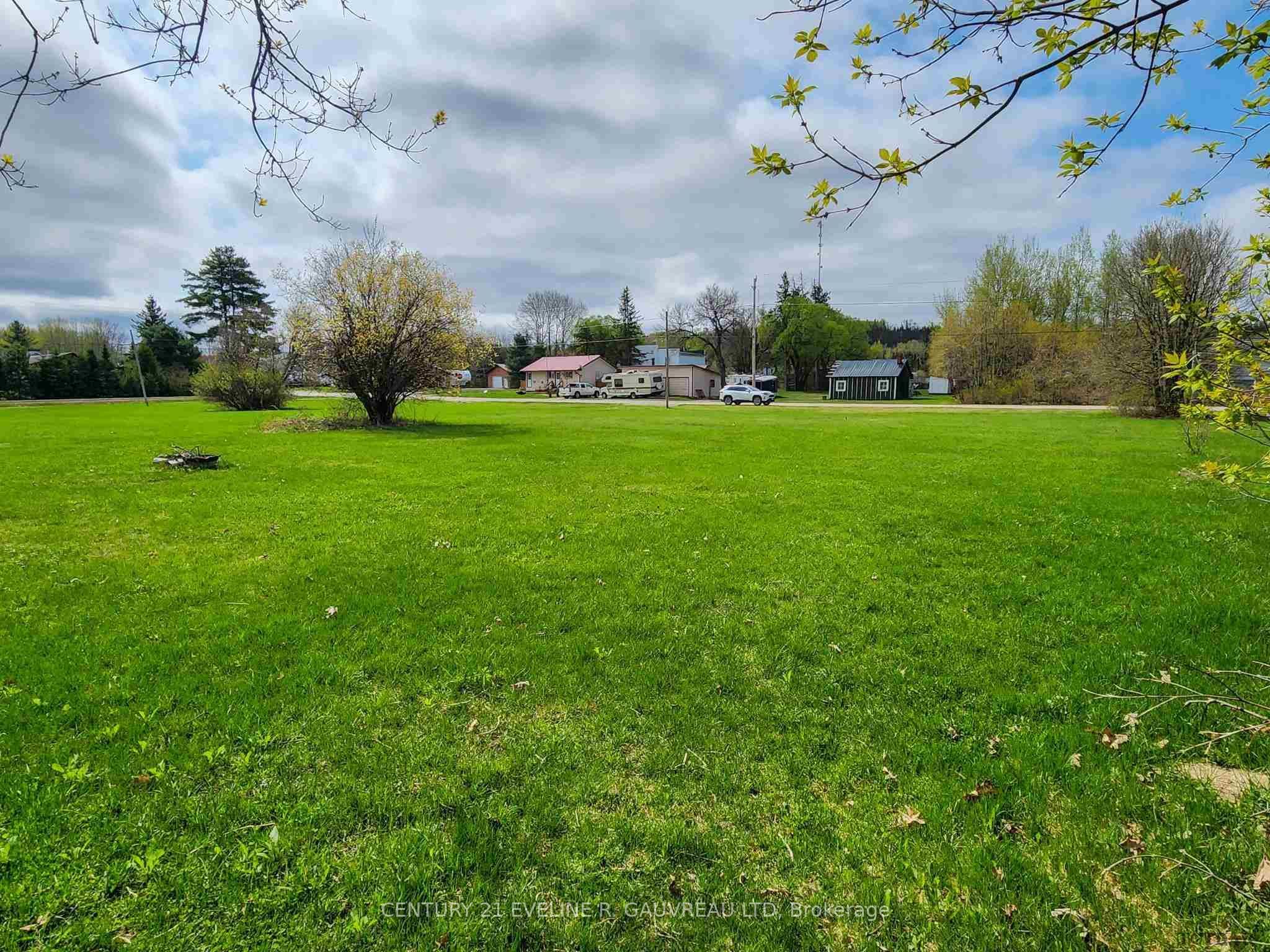 Photo 8 of 245-246 Fifth Street, Timiskaming, TIM - Outside - Rural — HOMEH