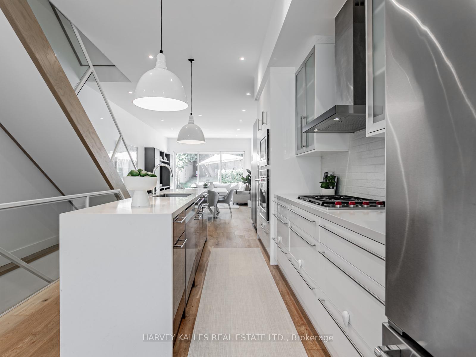 Photo 3 of 12 Coates Avenue, Toronto, Oakwood Village — HOMEH