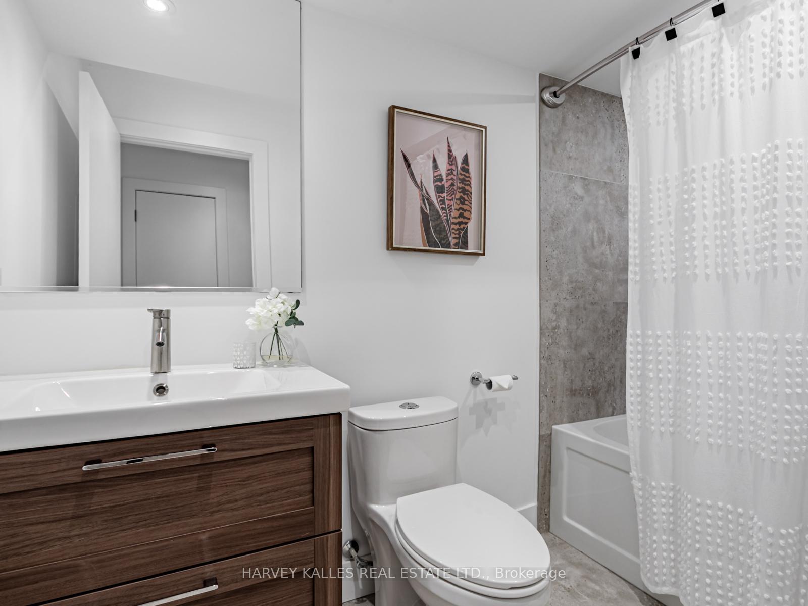 Photo 25 of 12 Coates Avenue, Toronto, Oakwood Village — HOMEH