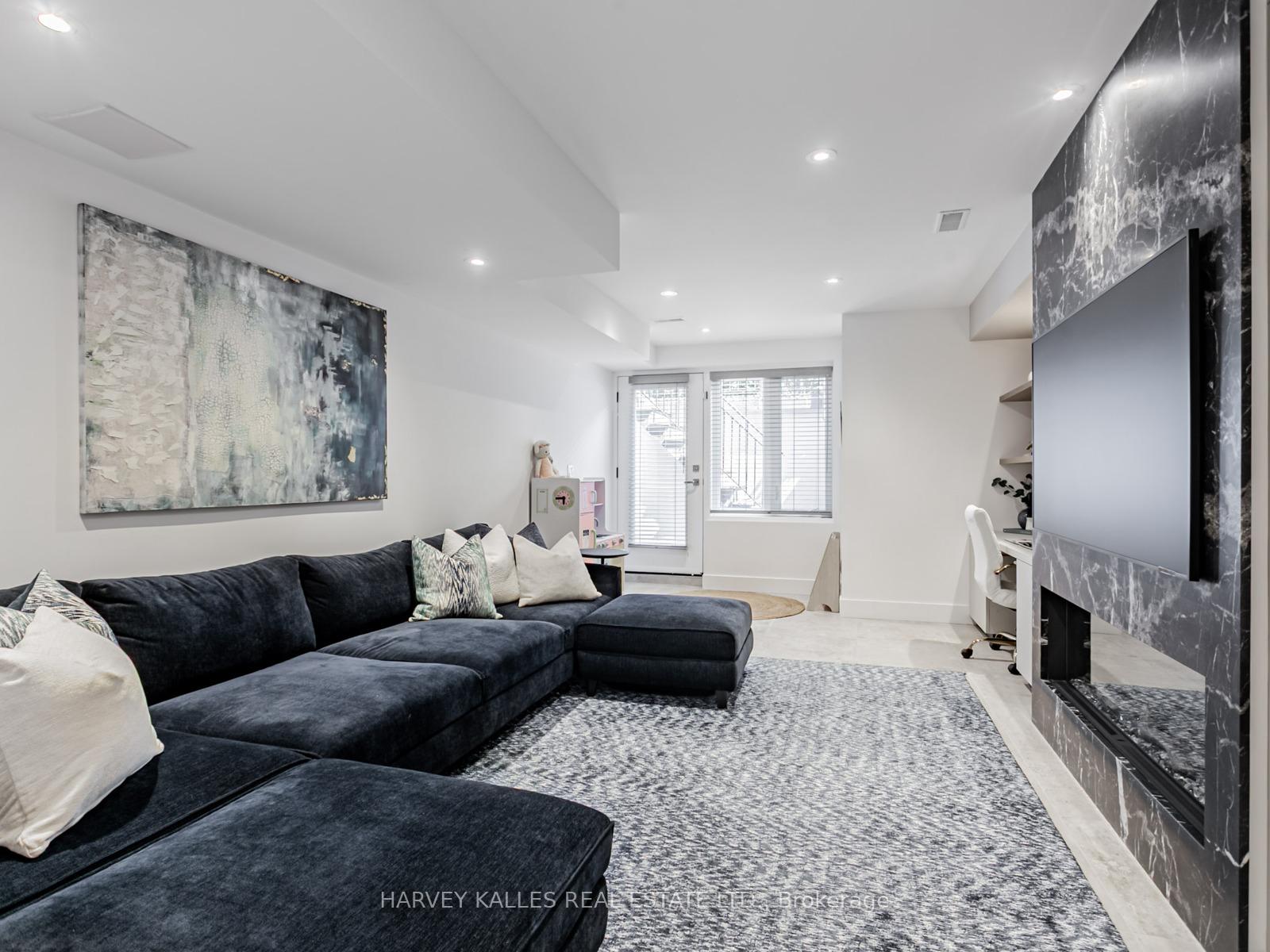 Photo 26 of 12 Coates Avenue, Toronto, Oakwood Village — HOMEH