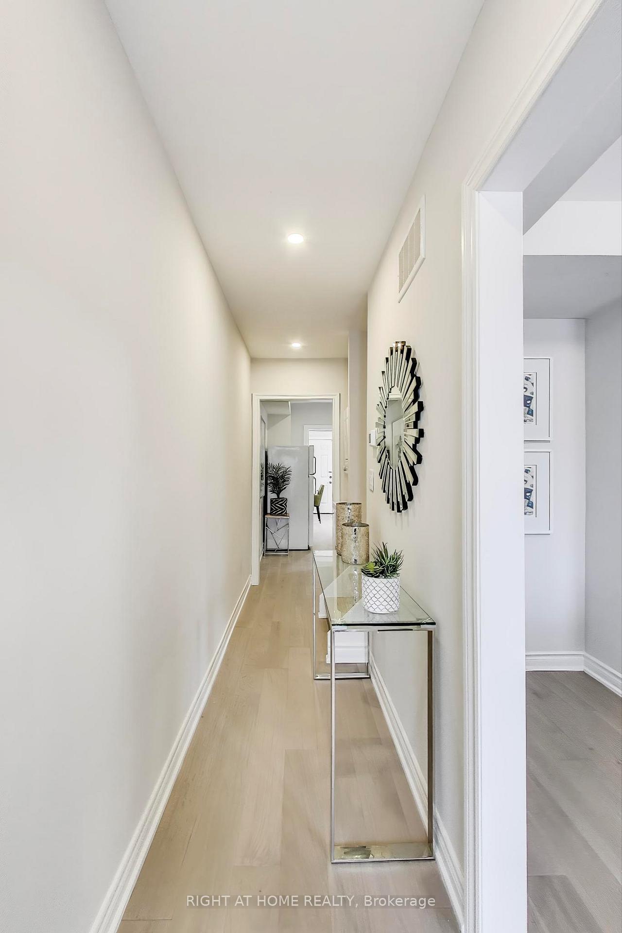 Photo 23 of 17 Weymouth Avenue, Toronto, Crescent Town — HOMEH