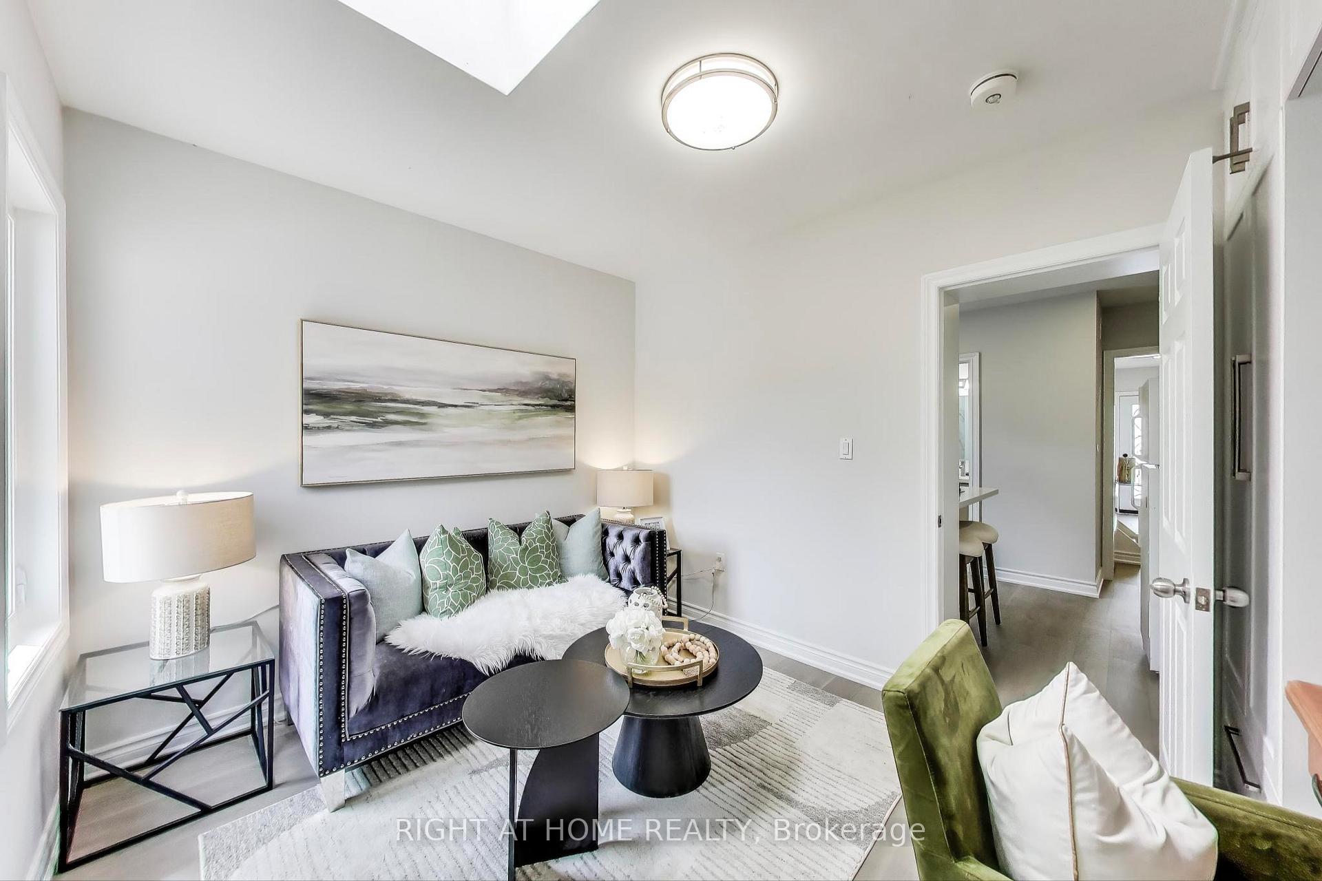 Photo 30 of 17 Weymouth Avenue, Toronto, Crescent Town — HOMEH