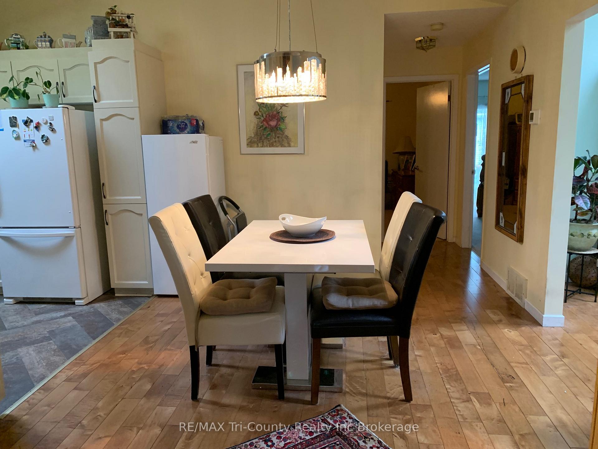 Photo 12 of 36 Sinclair Drive, Tillsonburg — HOMEH