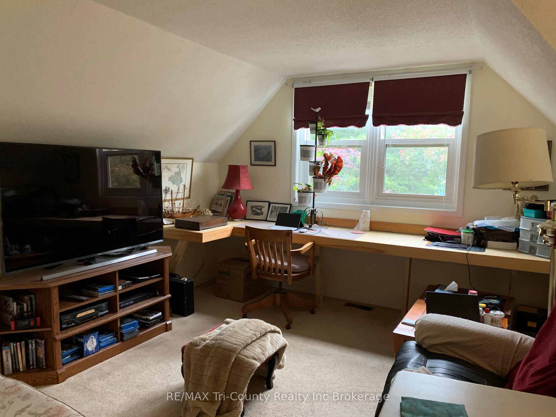 Photo 24 of 36 Sinclair Drive, Tillsonburg — HOMEH