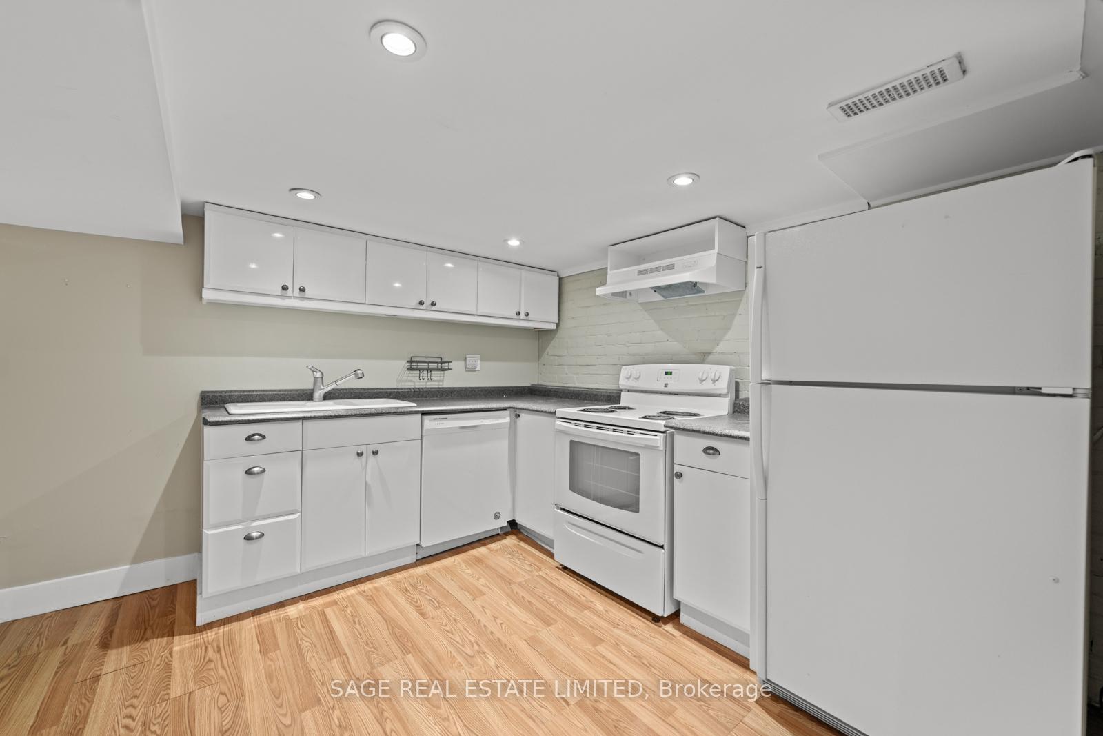 Photo 32 of 106 Bellefair Avenue, Toronto, The Beaches — HOMEH