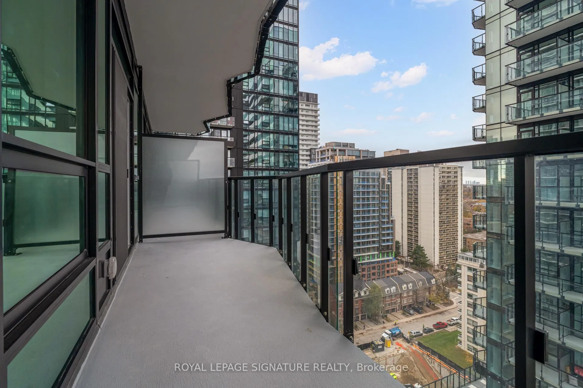 Photo 17 of Unit 1606S, 110 Broadway Avenue, Toronto, Mount Pleasant West — HOMEH