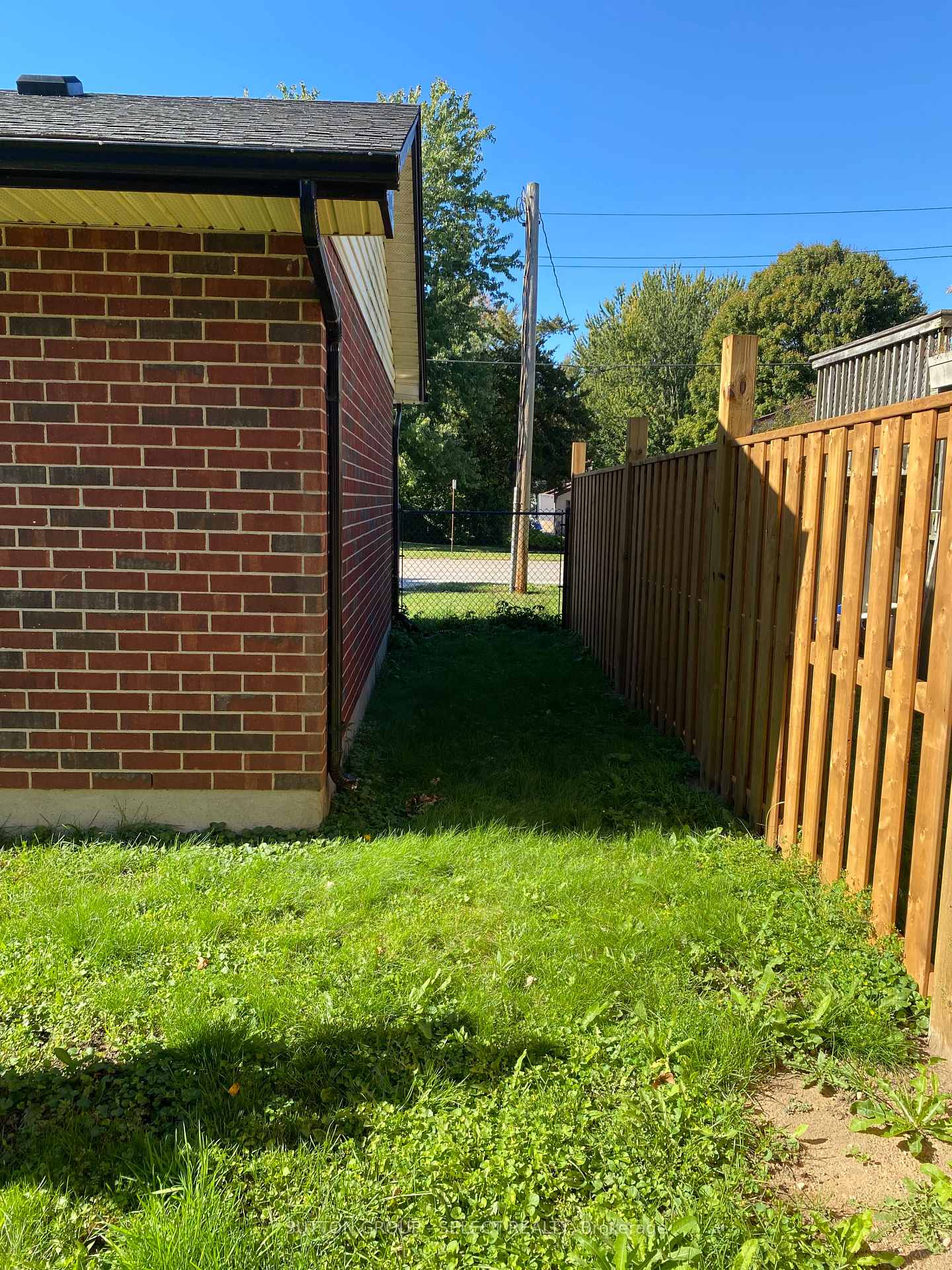 Photo 31 of 8579 Glendon Drive, Strathroy-Caradoc, Mount Brydges — HOMEH