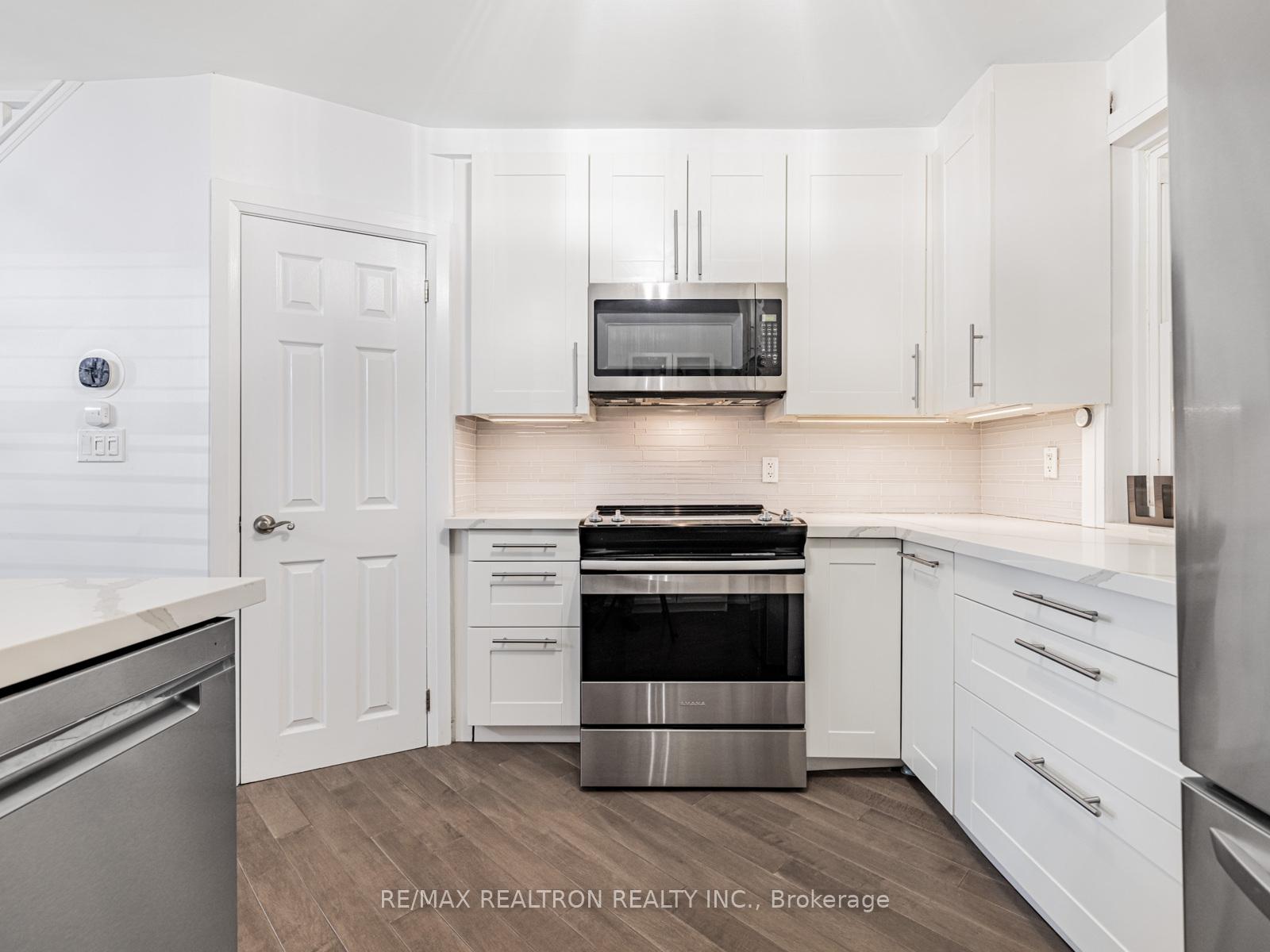 Photo 3 of 640 Winona Drive, Toronto, Oakwood Village — HOMEH