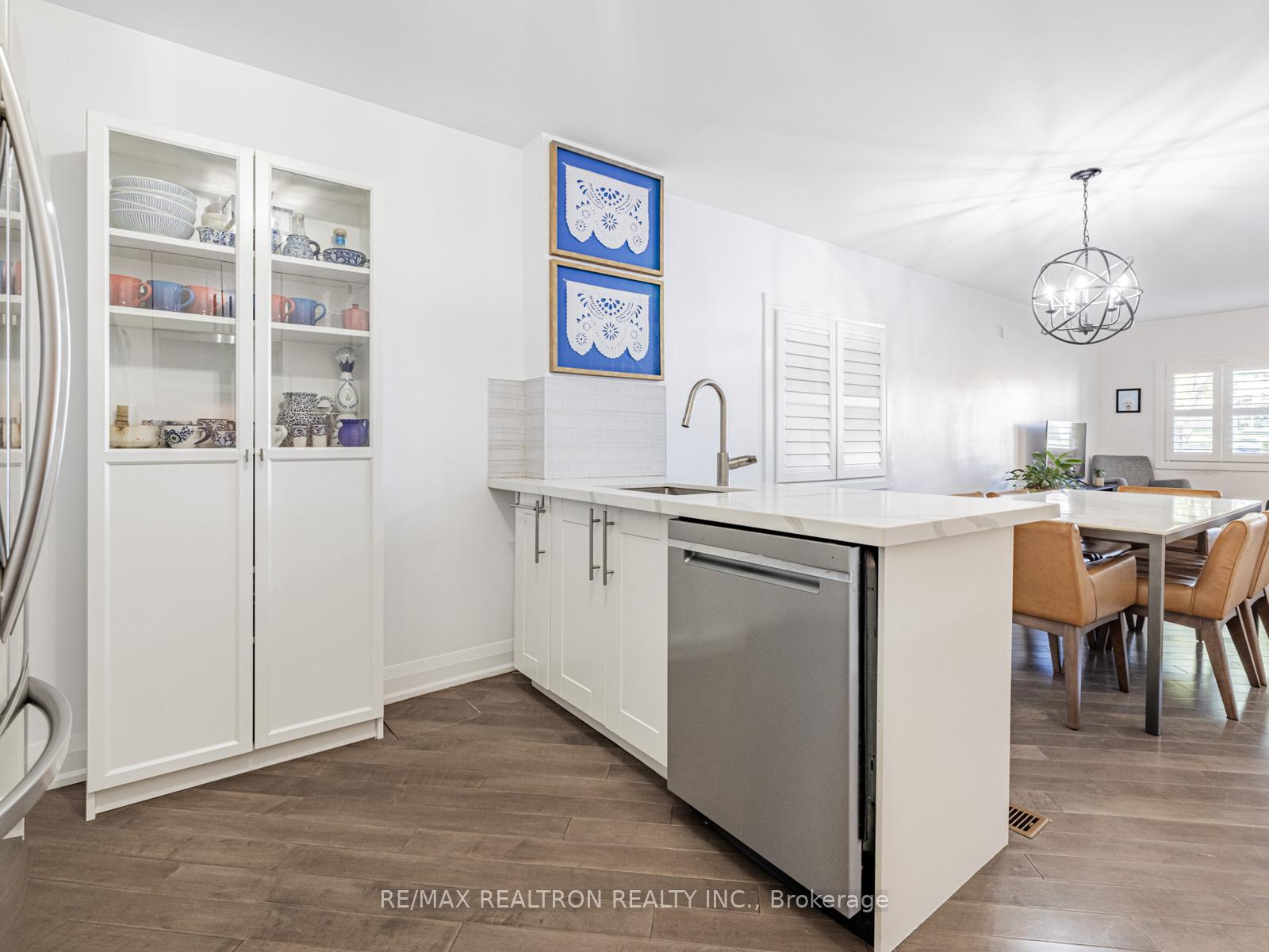 Photo 5 of 640 Winona Drive, Toronto, Oakwood Village — HOMEH