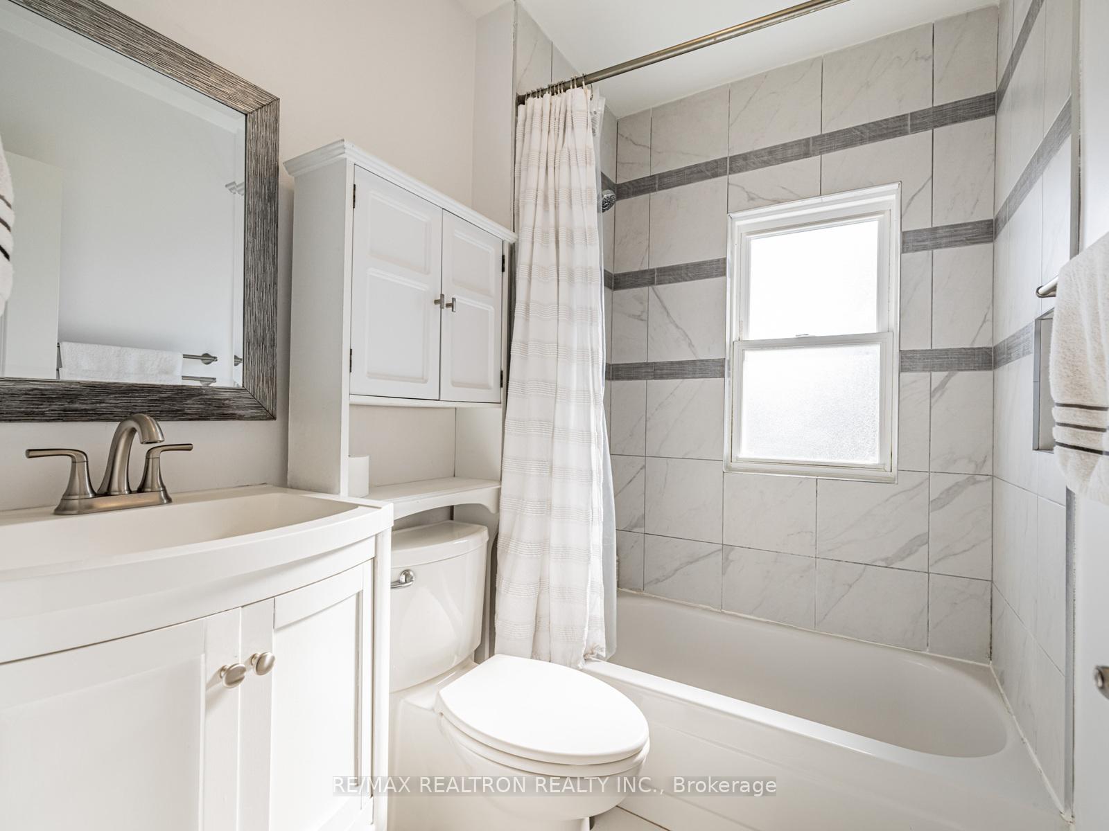 Photo 18 of 640 Winona Drive, Toronto, Oakwood Village — HOMEH
