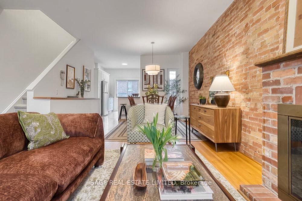 Photo 4 of 45 Palmerston Gardens, Toronto, The Annex — HOMEH