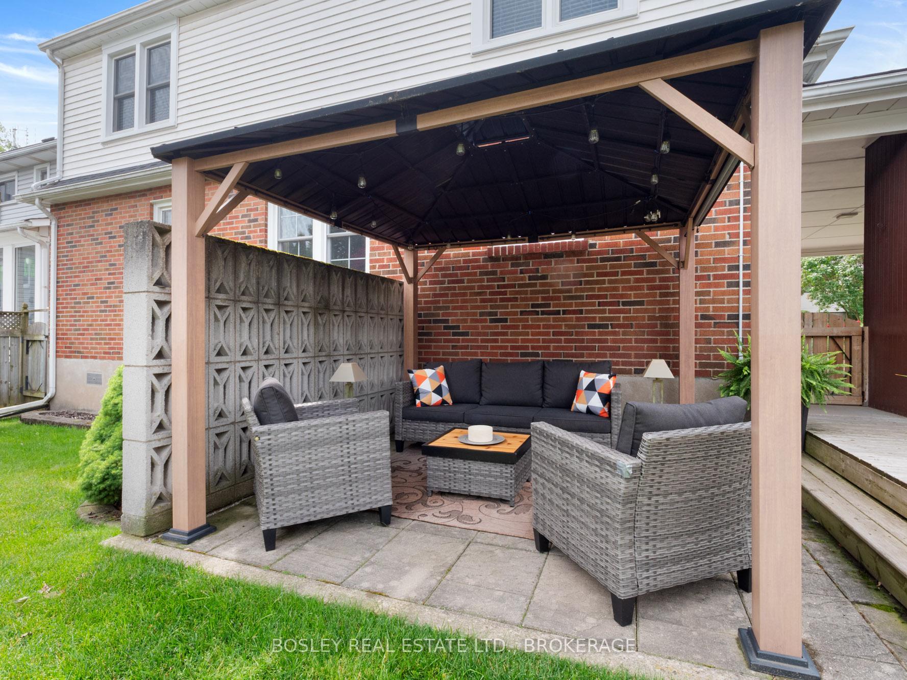 Photo 5 of 14 Vine Street, Thorold, Thorold Downtown — HOMEH