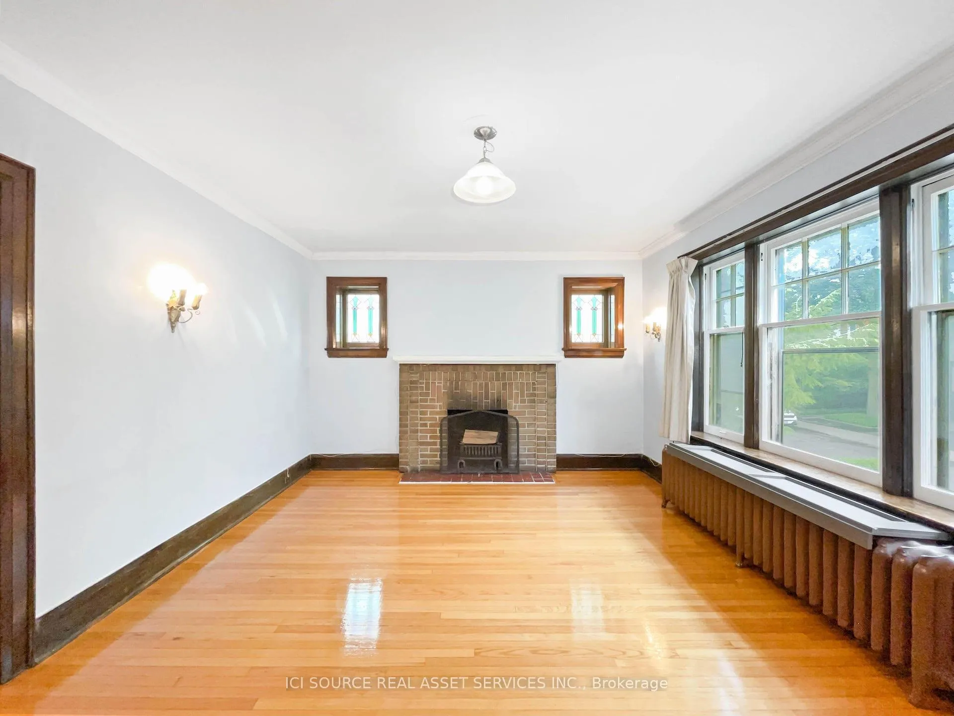 Photo 4 of Unit 3, 12 Kendal Avenue, Toronto, The Annex — HOMEH