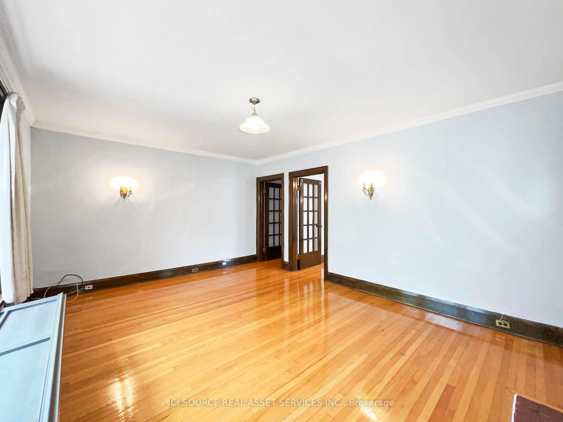Photo 5 of Unit 3, 12 Kendal Avenue, Toronto, The Annex — HOMEH