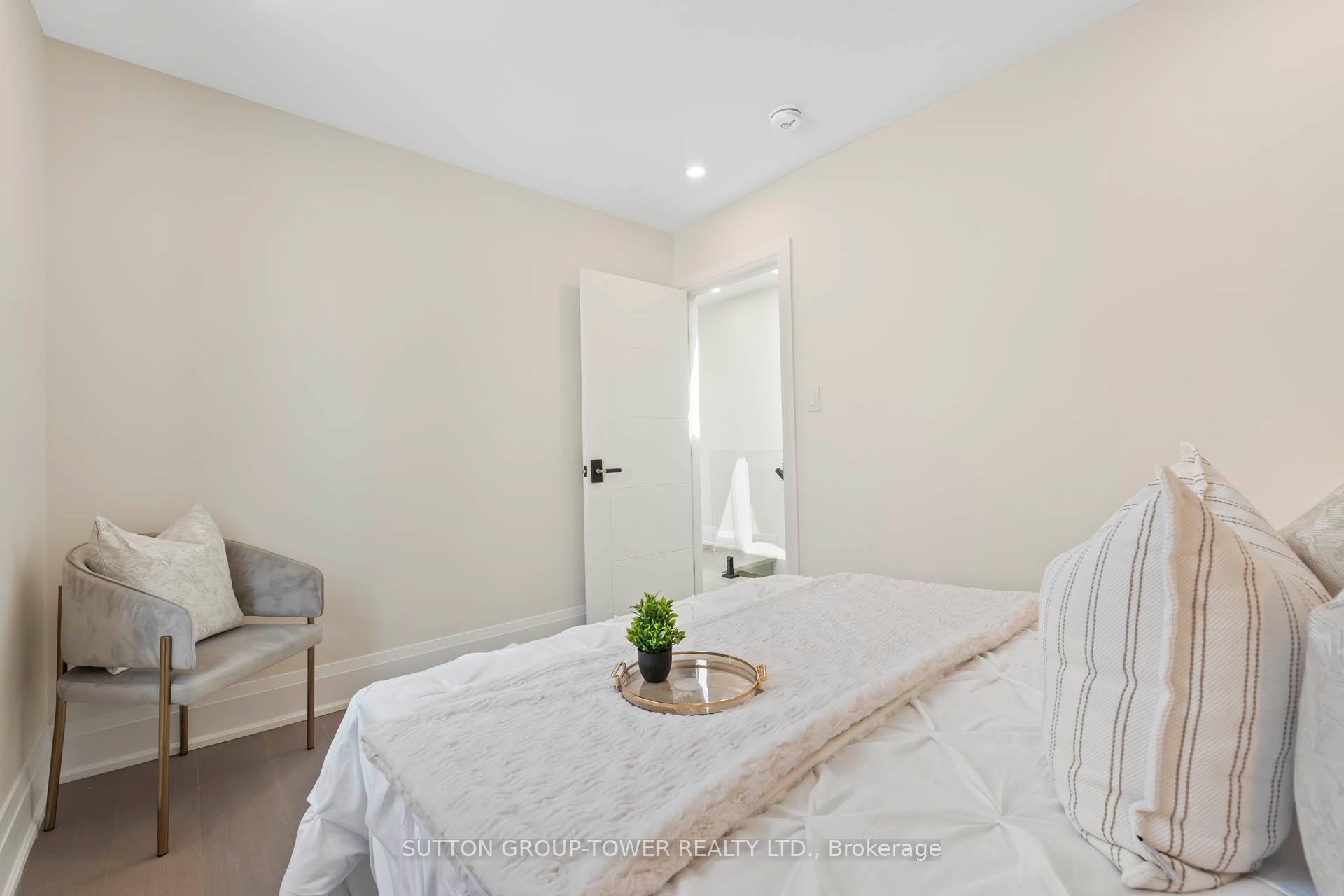 Photo 44 of 20 Strathmore Boulevard, Toronto, Danforth — HOMEH
