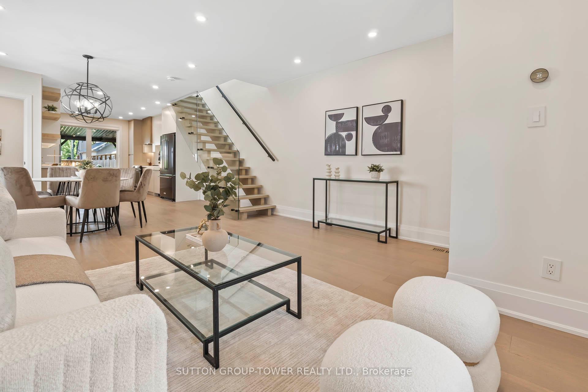 Photo 10 of 20 Strathmore Boulevard, Toronto, Danforth — HOMEH