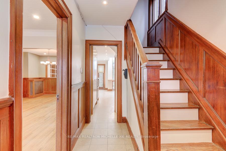 Photo 3 of 270 Greer Road, Toronto, Lawrence Park North — HOMEH