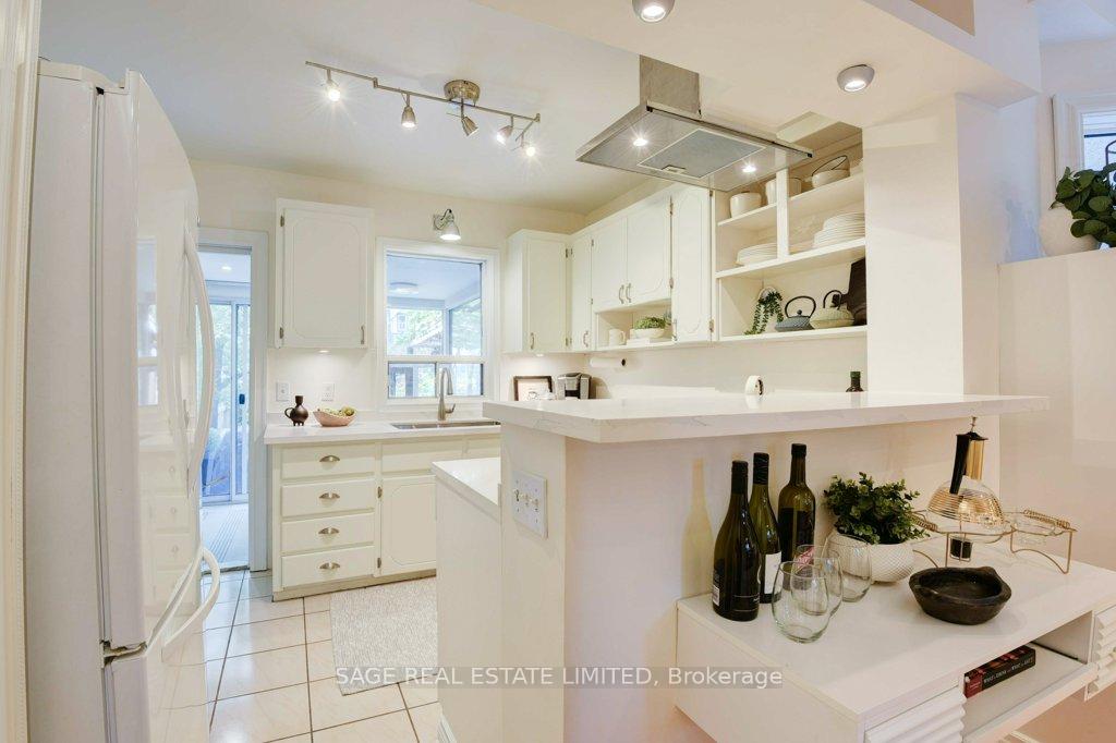 Photo 9 of 36 Alameda Avenue, Toronto, Oakwood Village — HOMEH