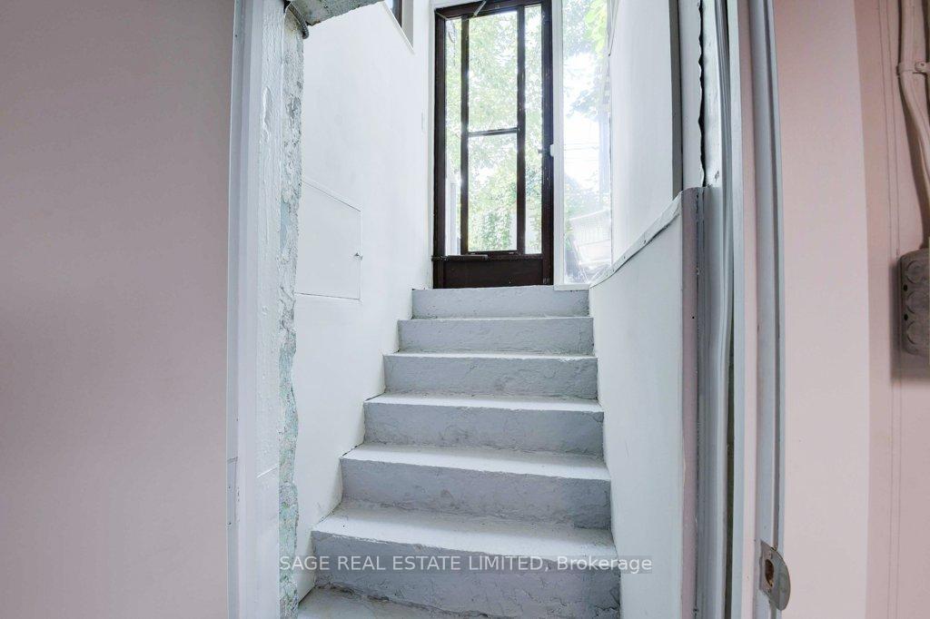 Photo 22 of 36 Alameda Avenue, Toronto, Oakwood Village — HOMEH