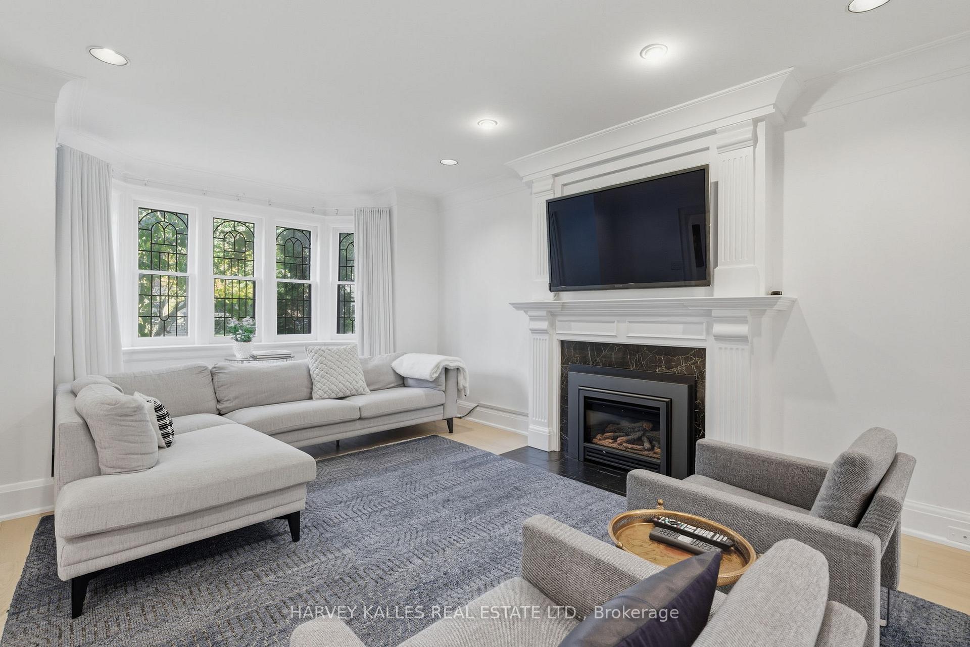 Photo 4 of 29 Glenarden Road, Toronto, Forest Hill North — HOMEH