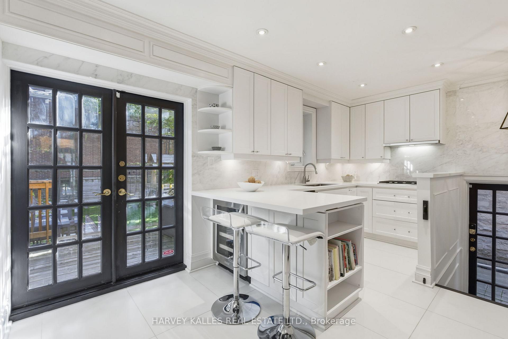 Photo 7 of 29 Glenarden Road, Toronto, Forest Hill North — HOMEH