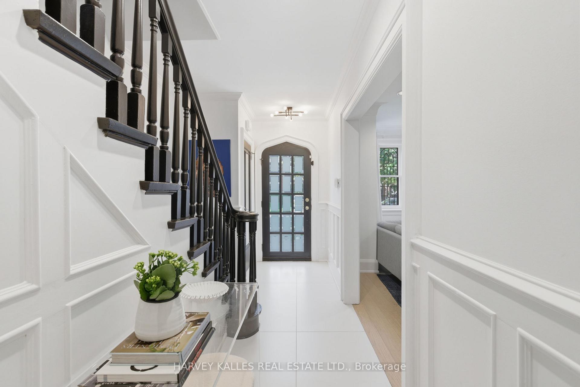 Photo 10 of 29 Glenarden Road, Toronto, Forest Hill North — HOMEH