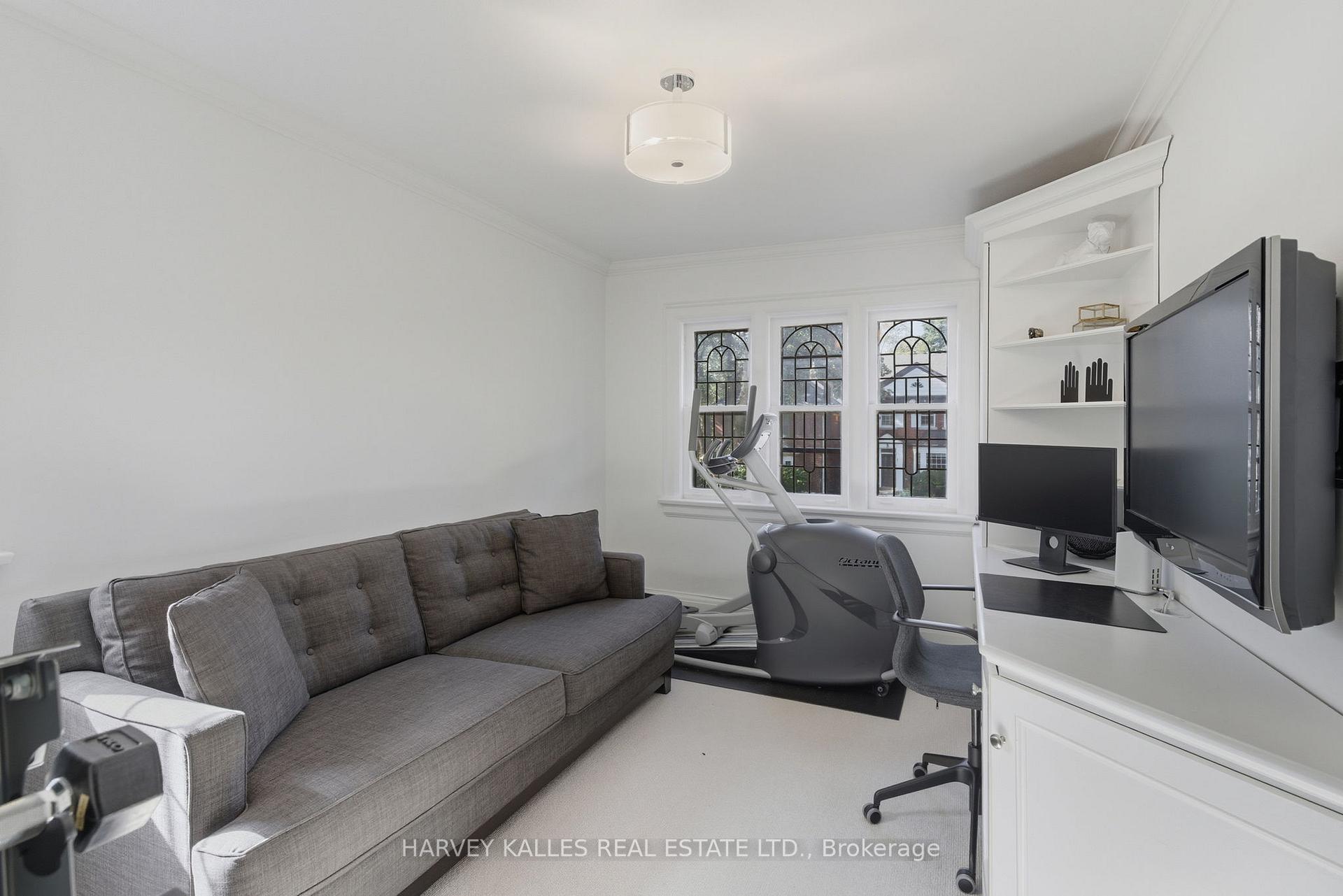 Photo 19 of 29 Glenarden Road, Toronto, Forest Hill North — HOMEH