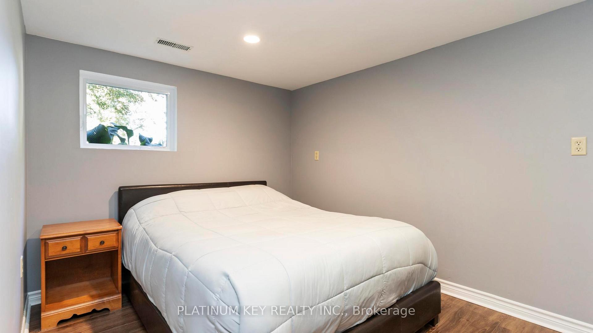 Photo 24 of 8846 Glendon Drive, Strathroy-Caradoc, Mount Brydges — HOMEH