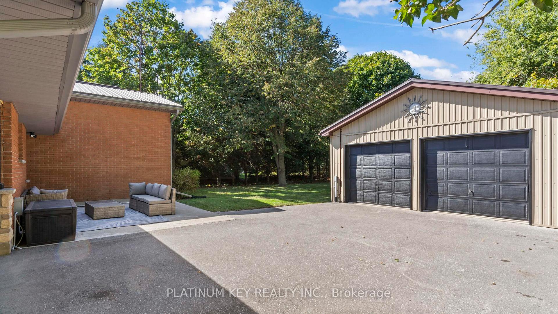 Photo 29 of 8846 Glendon Drive, Strathroy-Caradoc, Mount Brydges — HOMEH