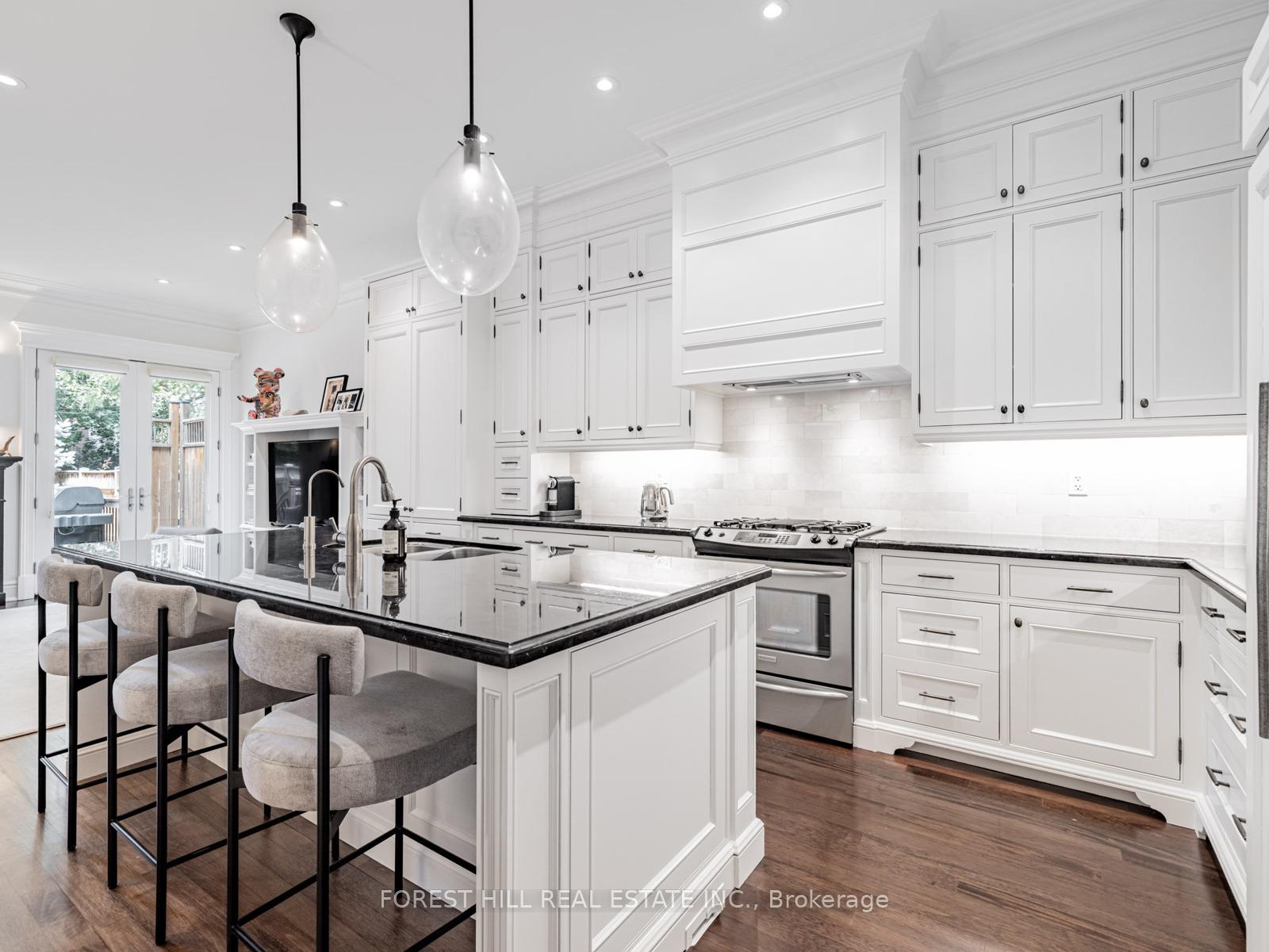 Photo 12 of 56 Lonsdale Road, Toronto, Yonge-St. Clair — HOMEH