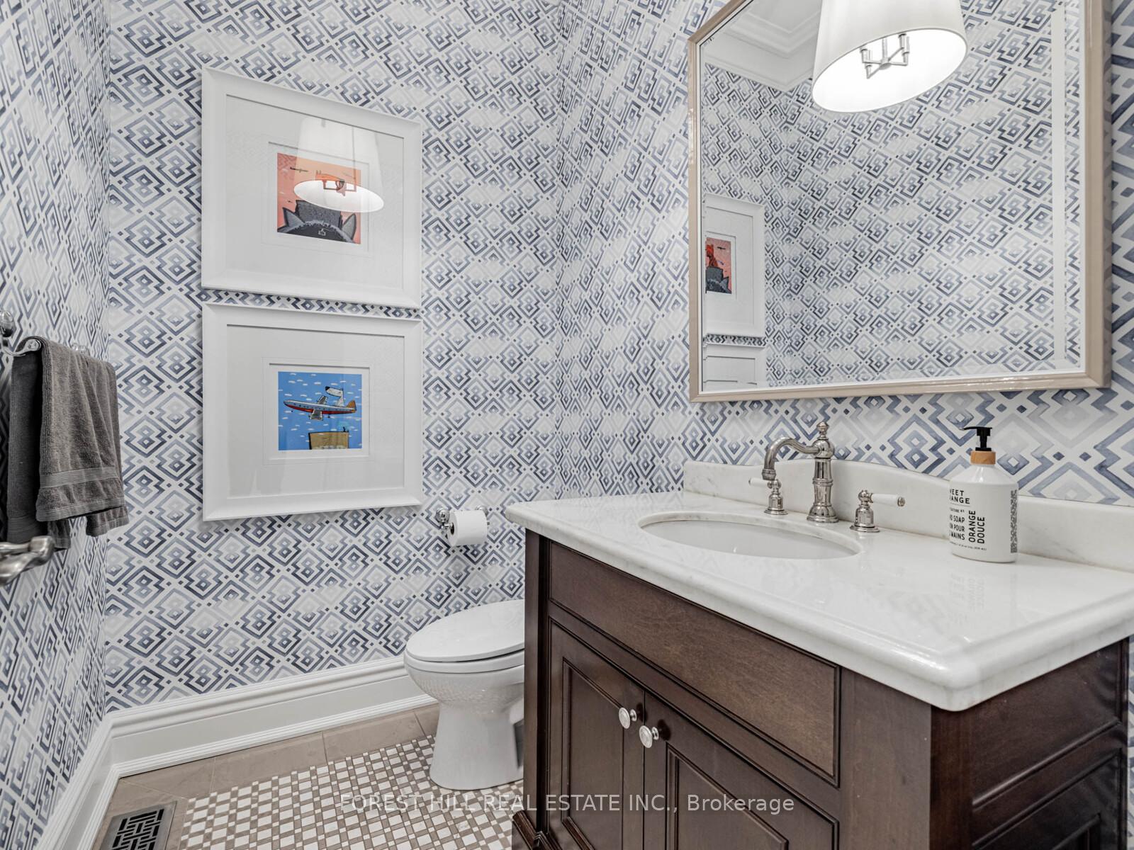 Photo 18 of 56 Lonsdale Road, Toronto, Yonge-St. Clair — HOMEH