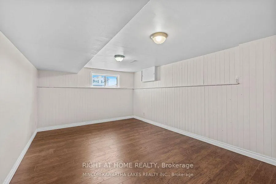 Photo 4 of 2368 Mountland Drive, Peterborough, Monaghan Ward 2 — HOMEH