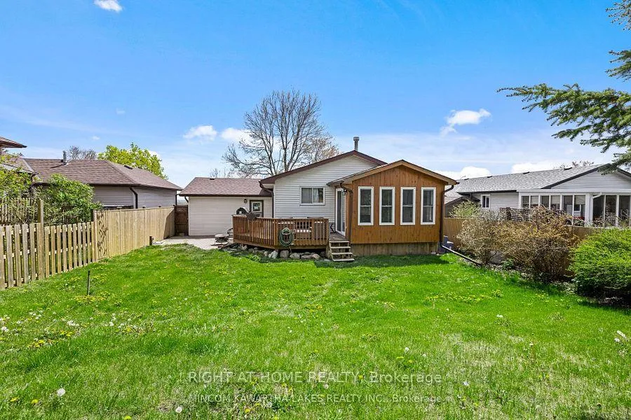 Photo 12 of 2368 Mountland Drive, Peterborough, Monaghan Ward 2 — HOMEH