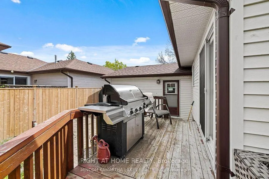 Photo 14 of 2368 Mountland Drive, Peterborough, Monaghan Ward 2 — HOMEH