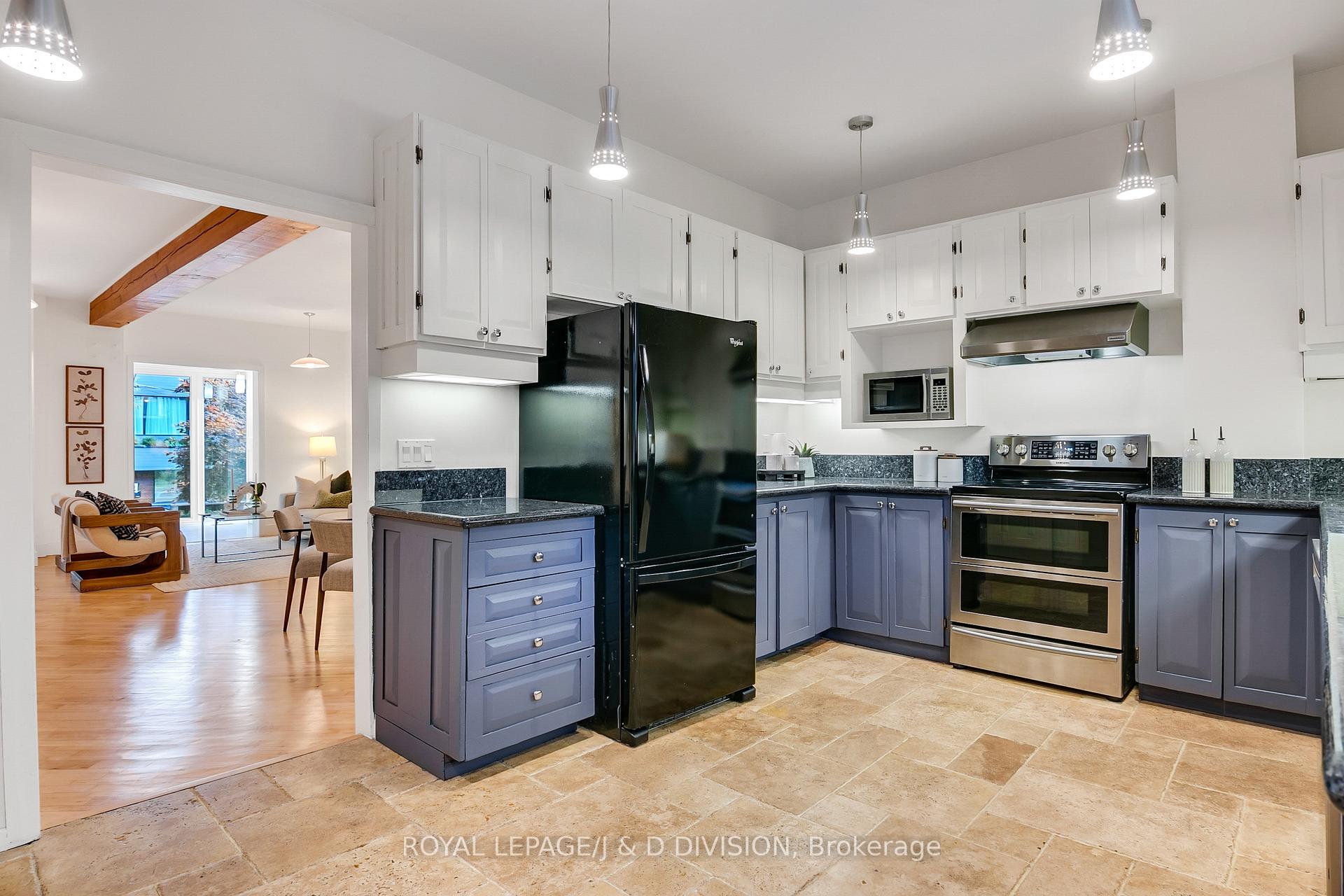 Photo 21 of 44 Dingwall Avenue, Toronto, Blake-Jones — HOMEH