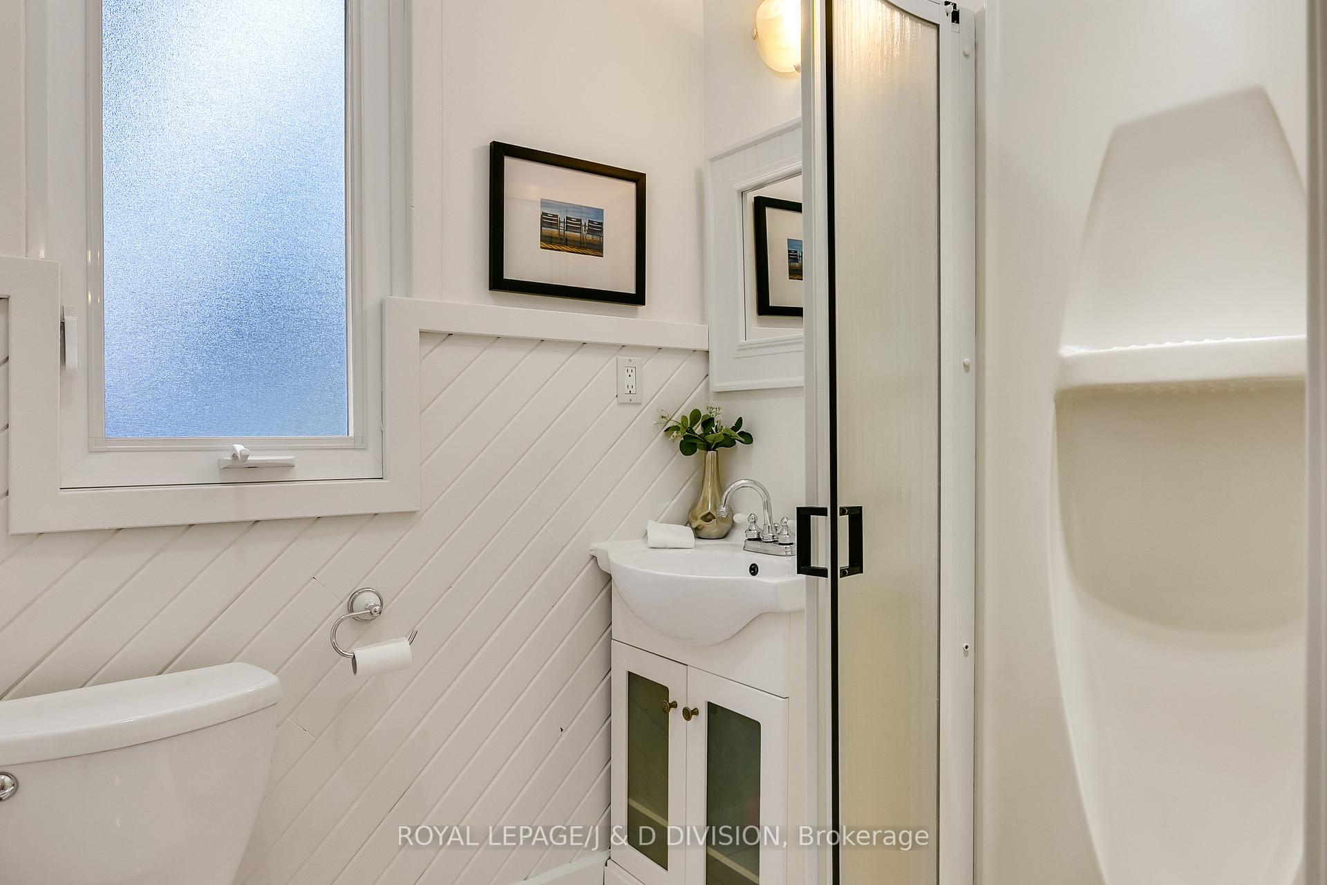 Photo 35 of 44 Dingwall Avenue, Toronto, Blake-Jones — HOMEH