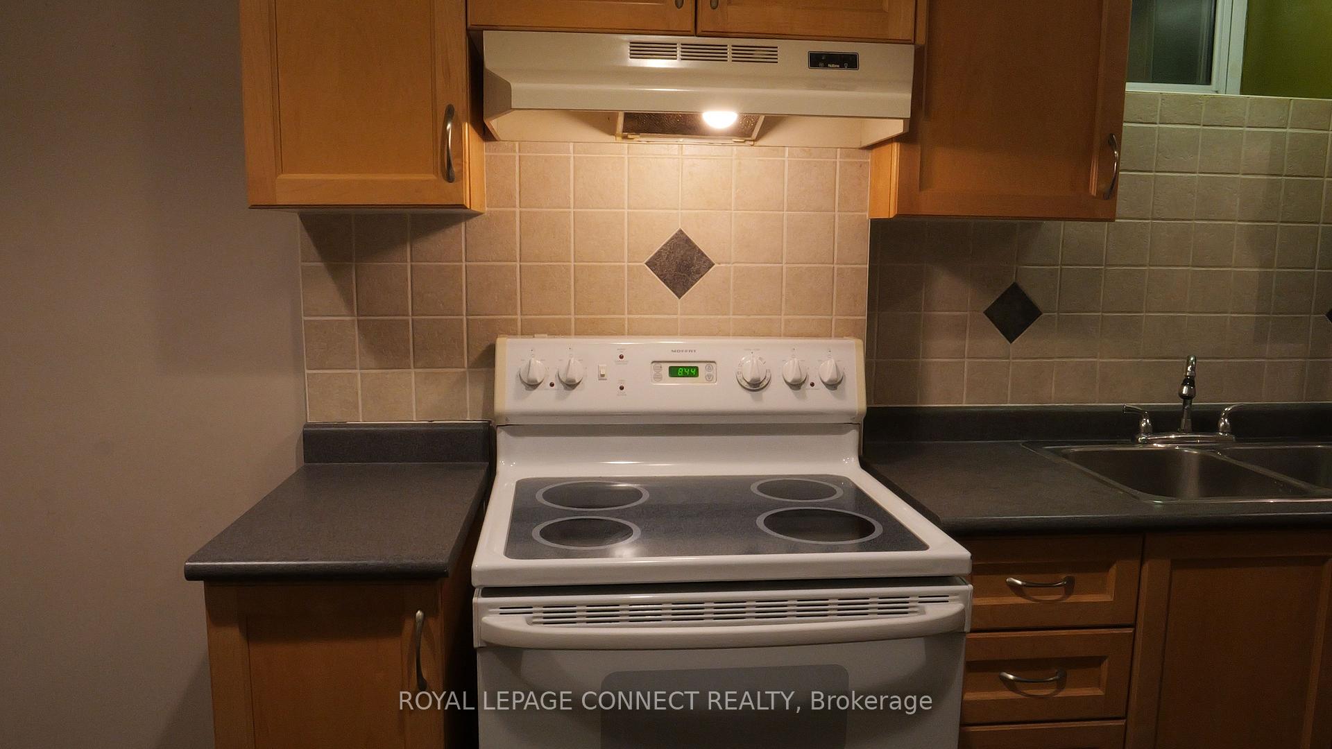 Photo 4 of Unit Bsmt, 302 Springdale Boulevard, Toronto, Danforth Village-East York — HOMEH