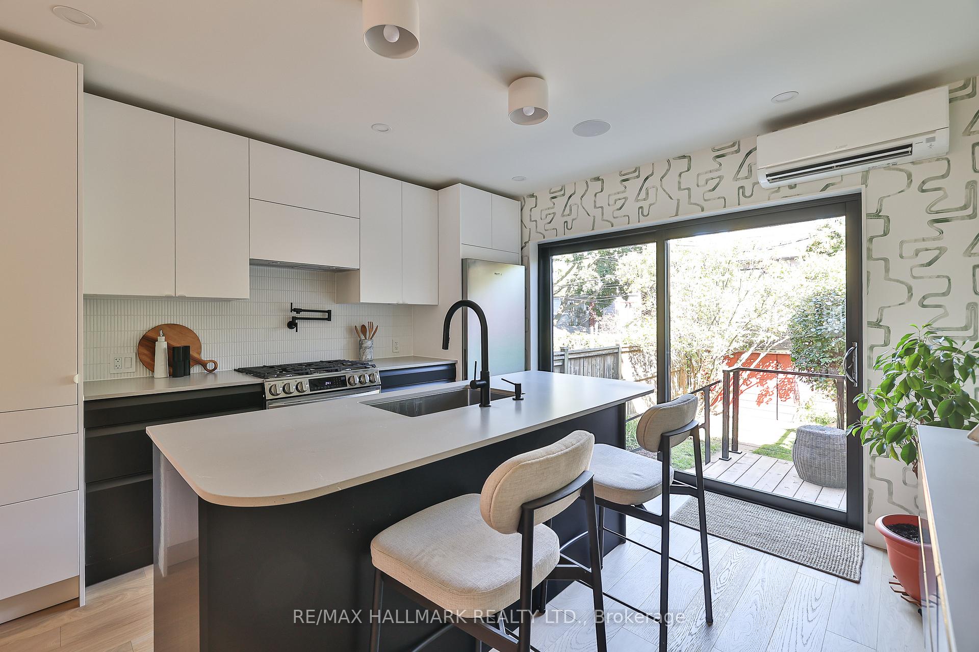 Photo 12 of 281 Atlas Avenue, Toronto, Oakwood Village — HOMEH