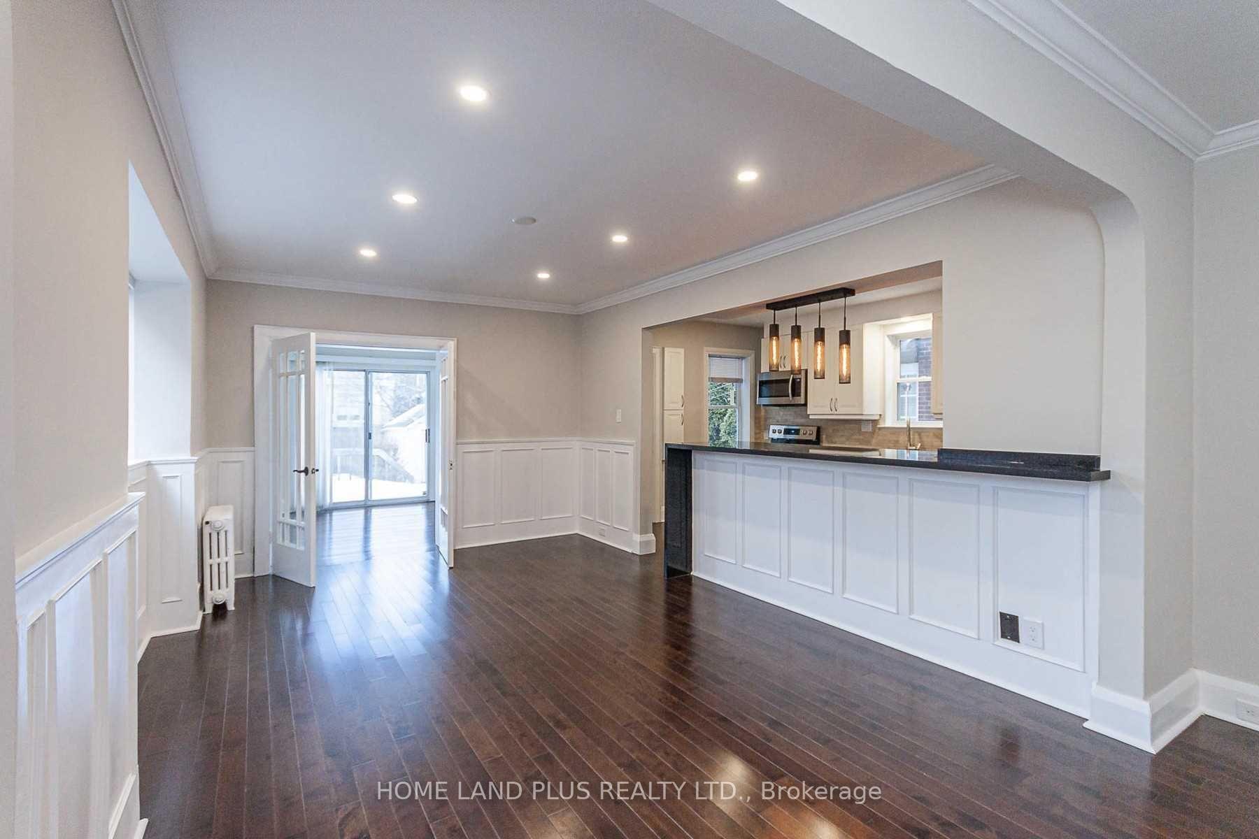 Photo 6 of 108 Brooke Avenue, Toronto, Bedford Park-Nortown — HOMEH