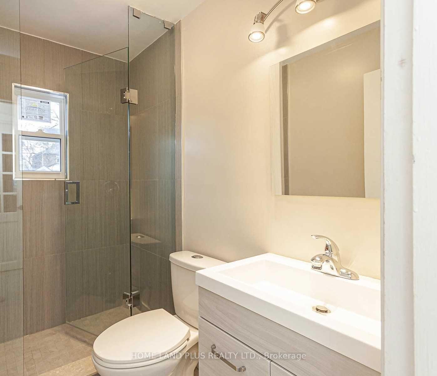 Photo 13 of 108 Brooke Avenue, Toronto, Bedford Park-Nortown — HOMEH