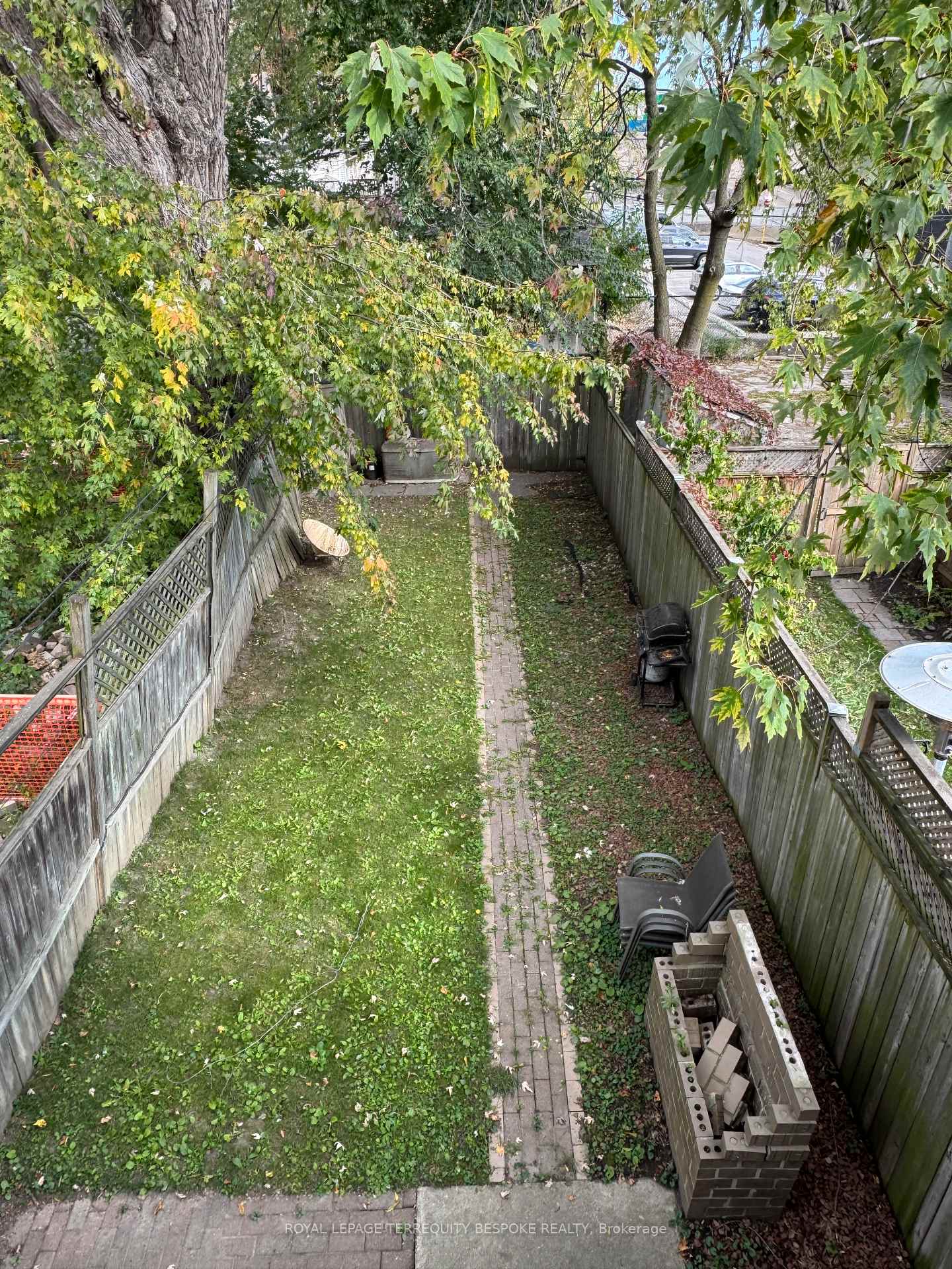 Photo 16 of Unit 3 - upper, 19 Lewis Street, Toronto, South Riverdale — HOMEH