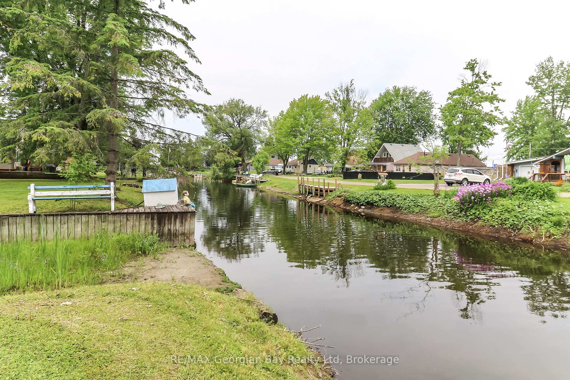 Photo 2 of 31 Hearthstone Drive, Tay, Rural Tay — HOMEH
