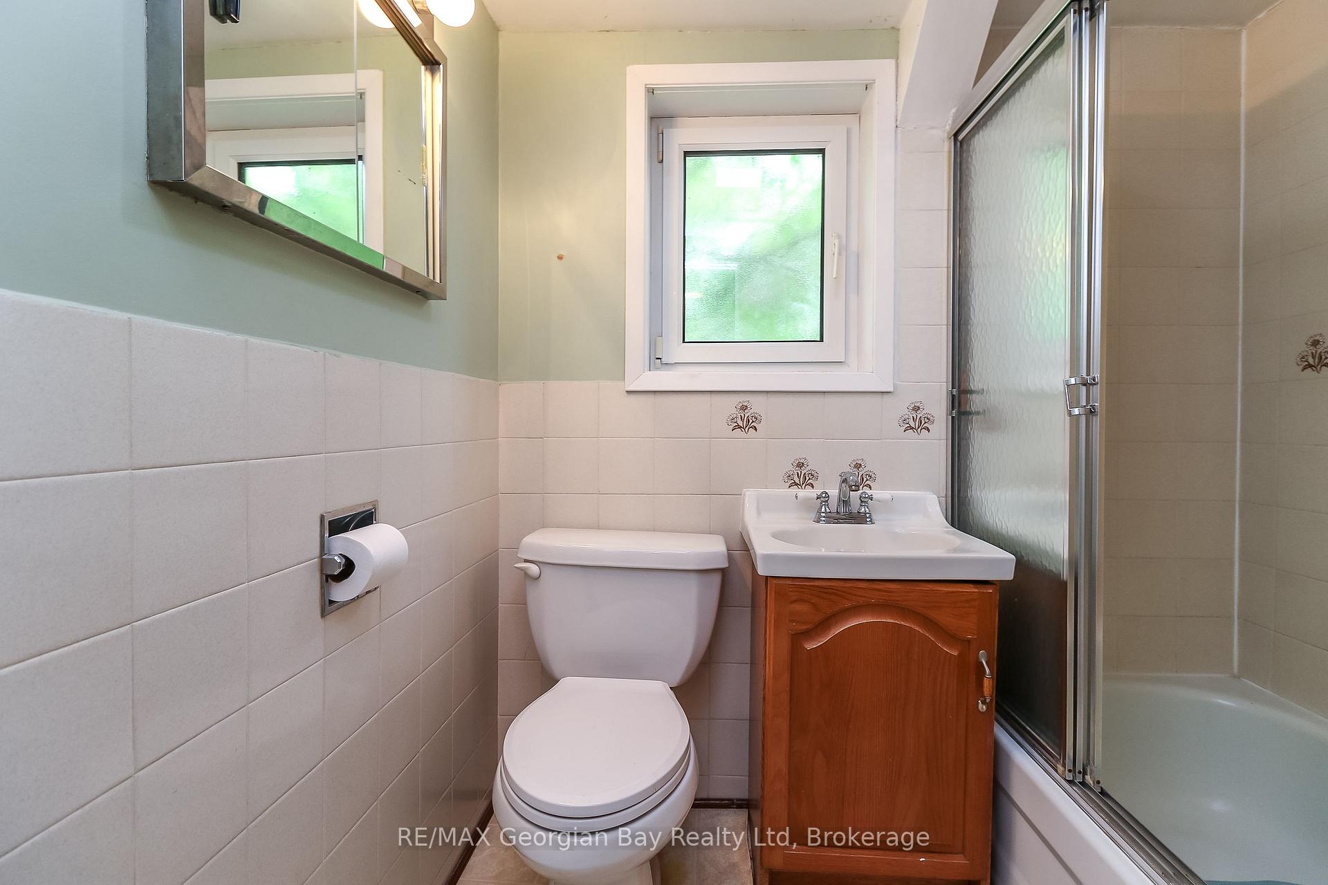 Photo 29 of 31 Hearthstone Drive, Tay, Rural Tay — HOMEH