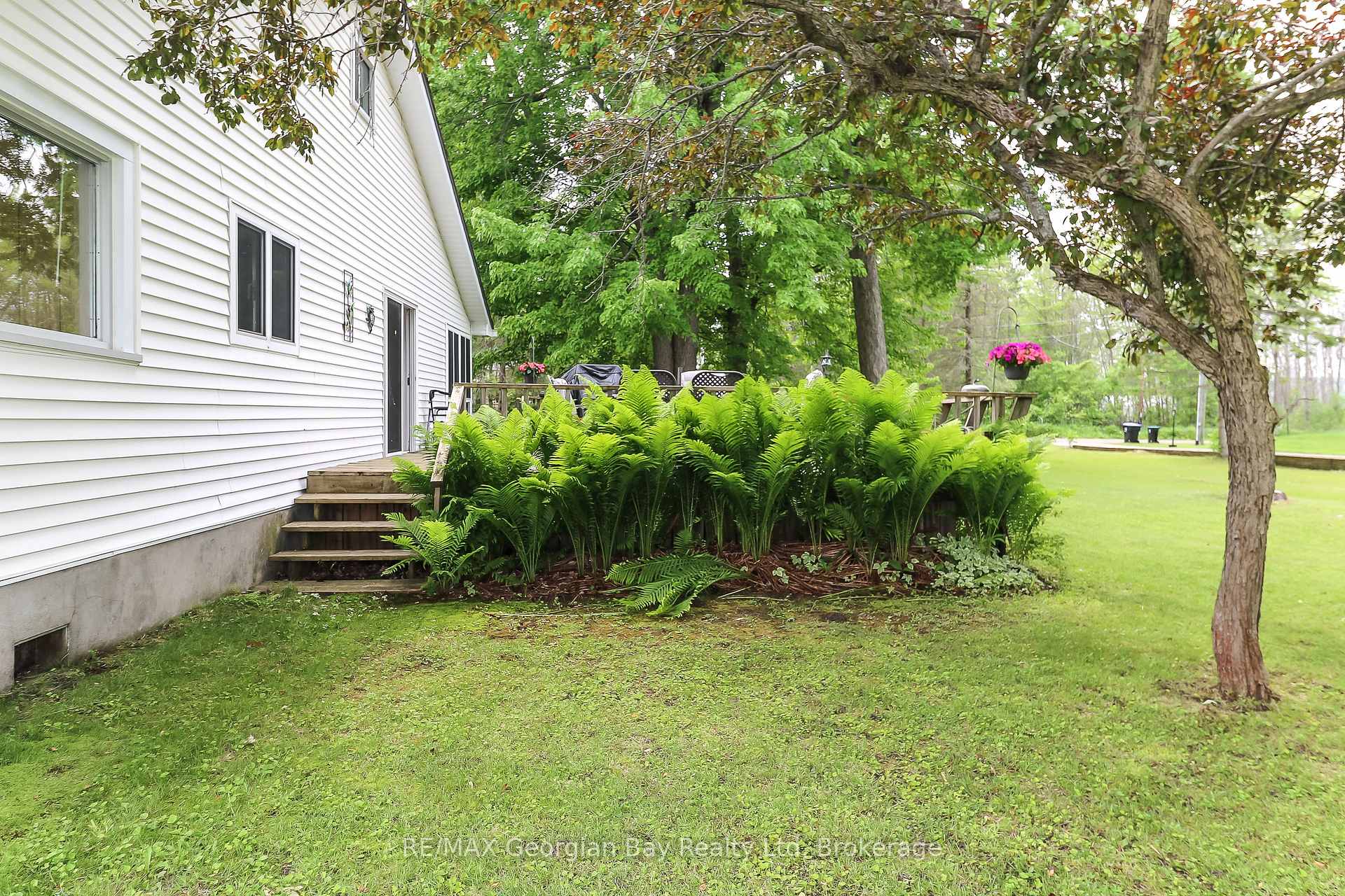 Photo 37 of 31 Hearthstone Drive, Tay, Rural Tay — HOMEH