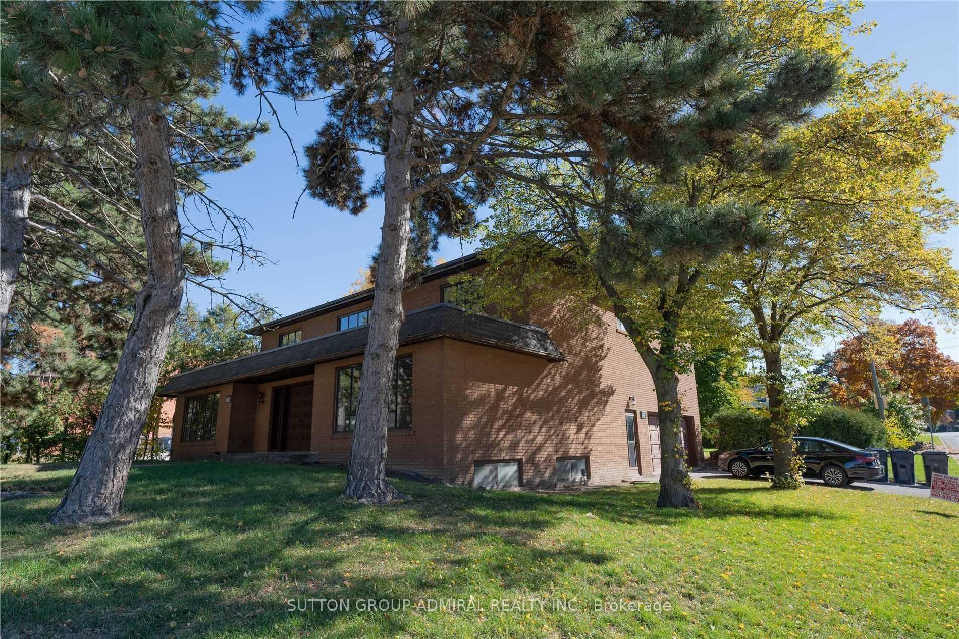 Photo 1 of 65 Regina Avenue, Toronto, Englemount-Lawrence — HOMEH