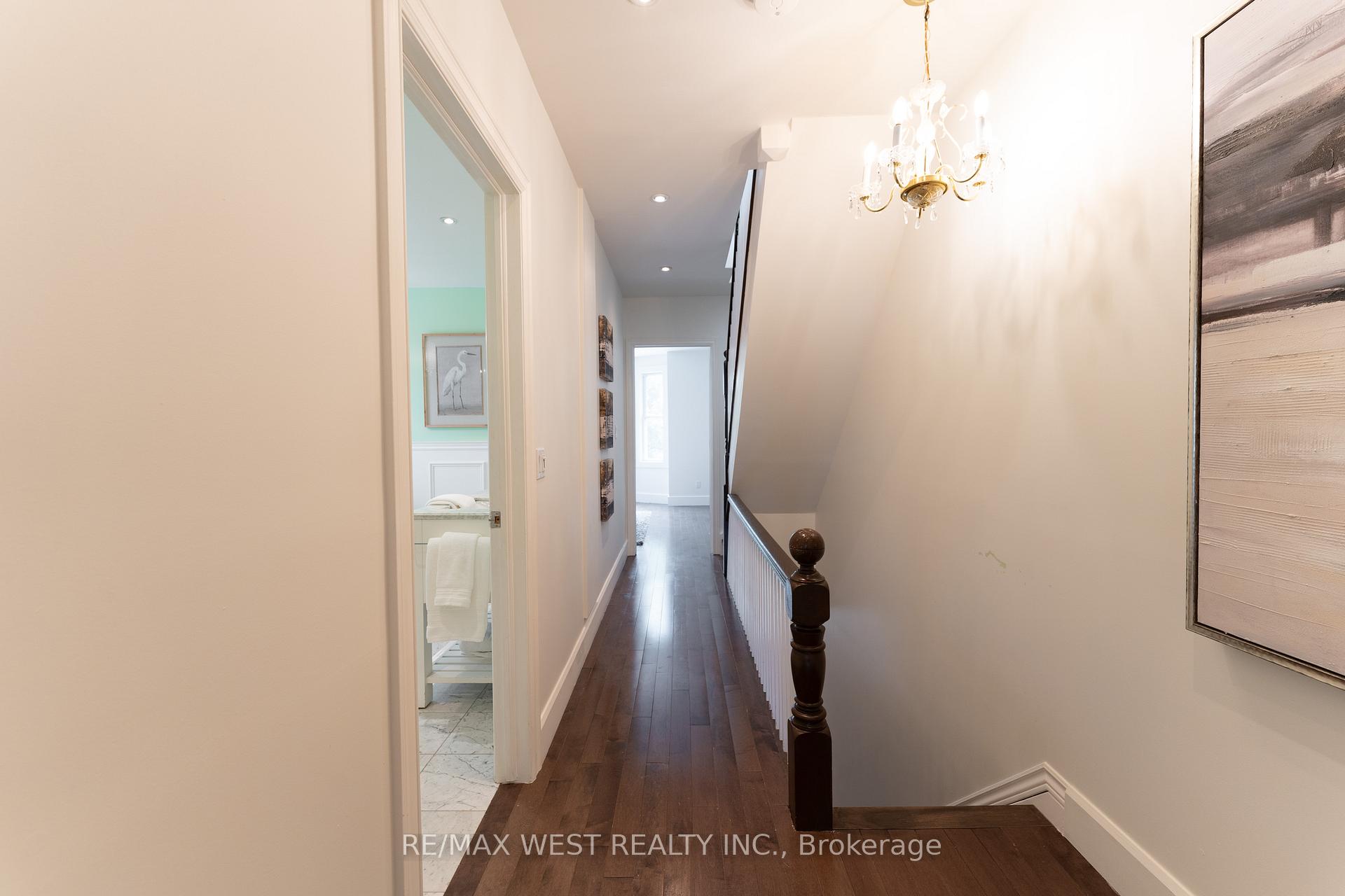 Photo 14 of 52 Woodycrest Avenue, Toronto, Danforth — HOMEH