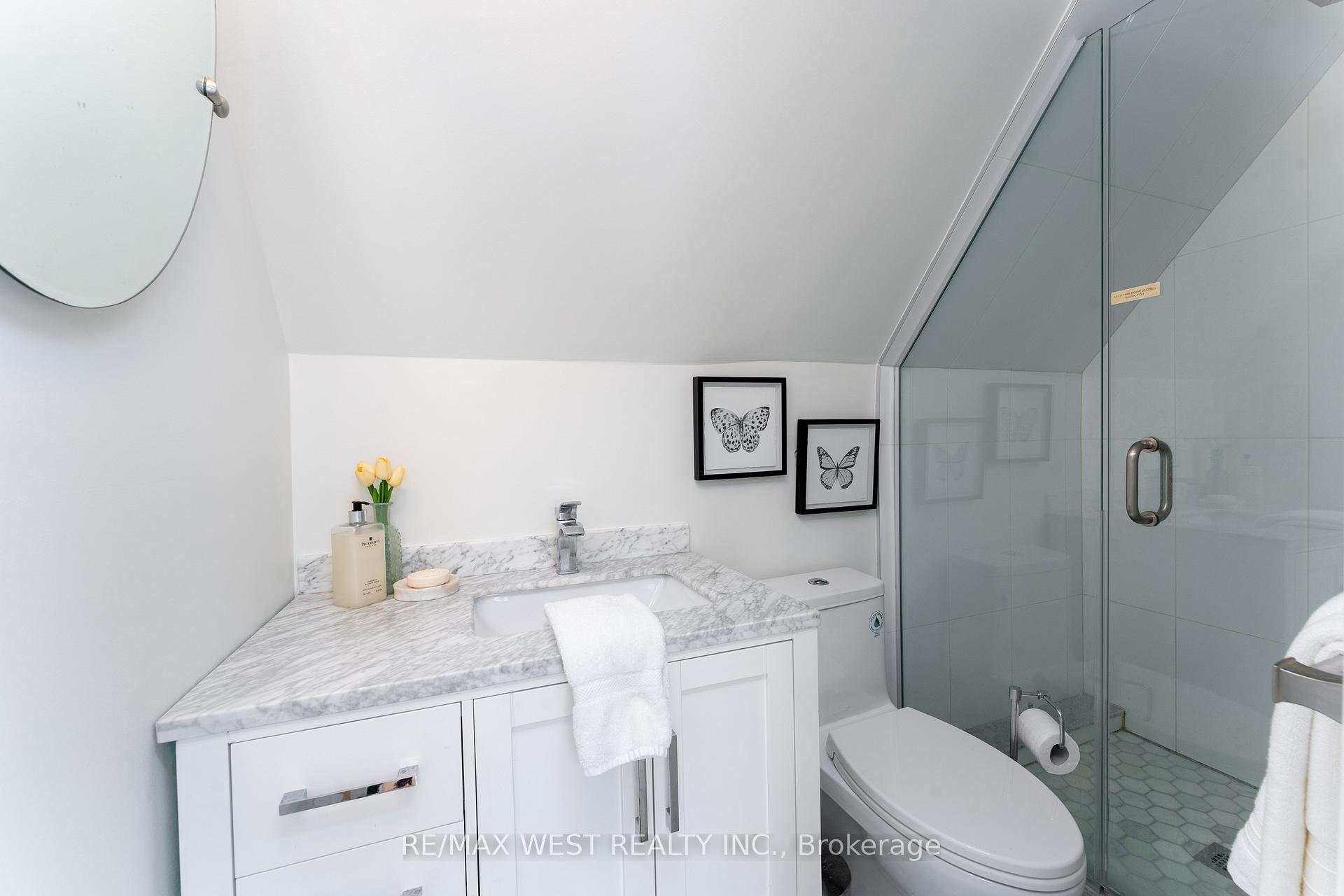 Photo 27 of 52 Woodycrest Avenue, Toronto, Danforth — HOMEH