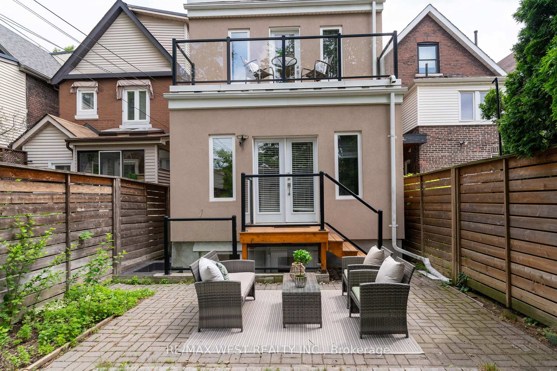 Photo 42 of 52 Woodycrest Avenue, Toronto, Danforth — HOMEH