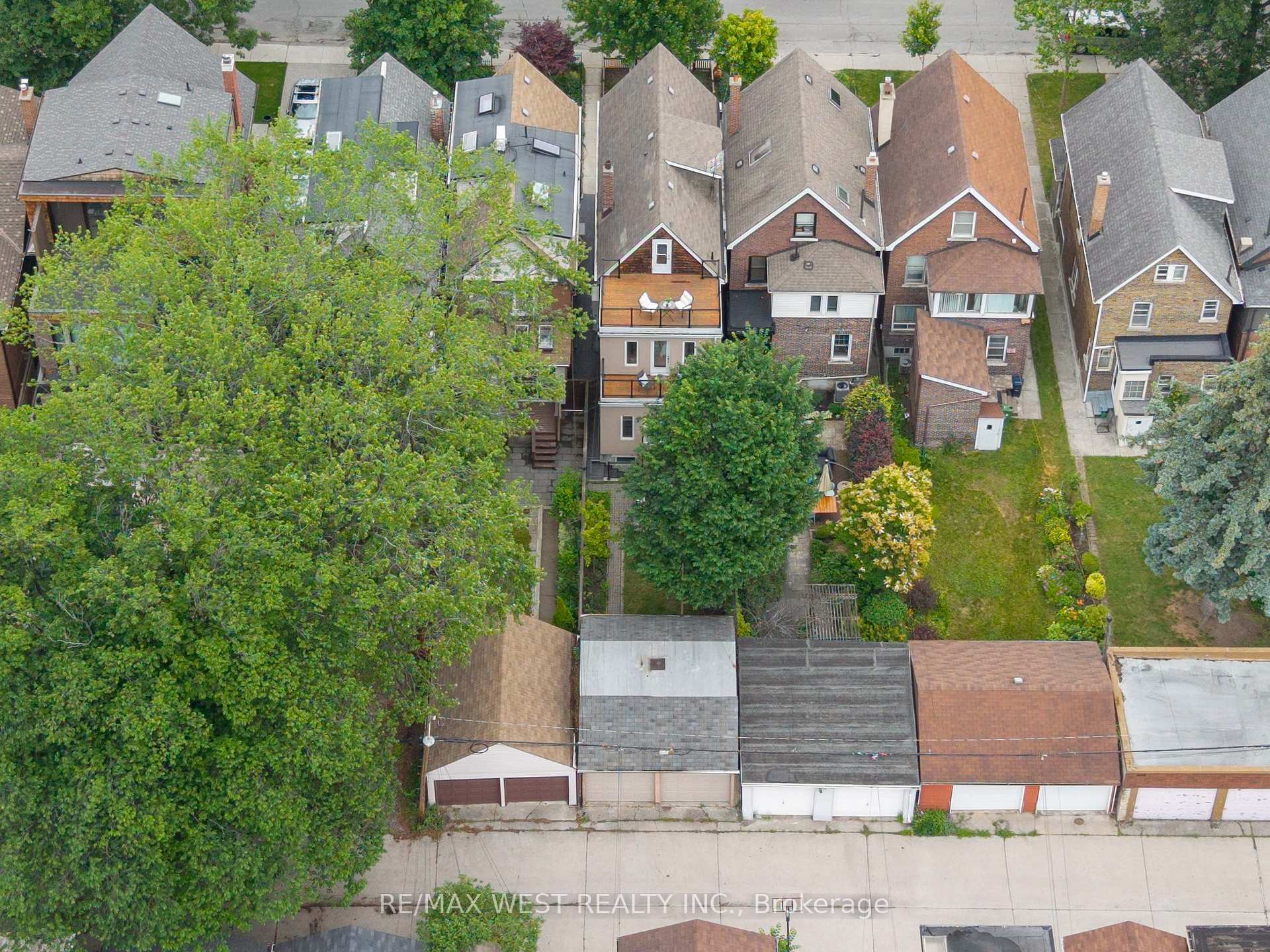 Photo 45 of 52 Woodycrest Avenue, Toronto, Danforth — HOMEH